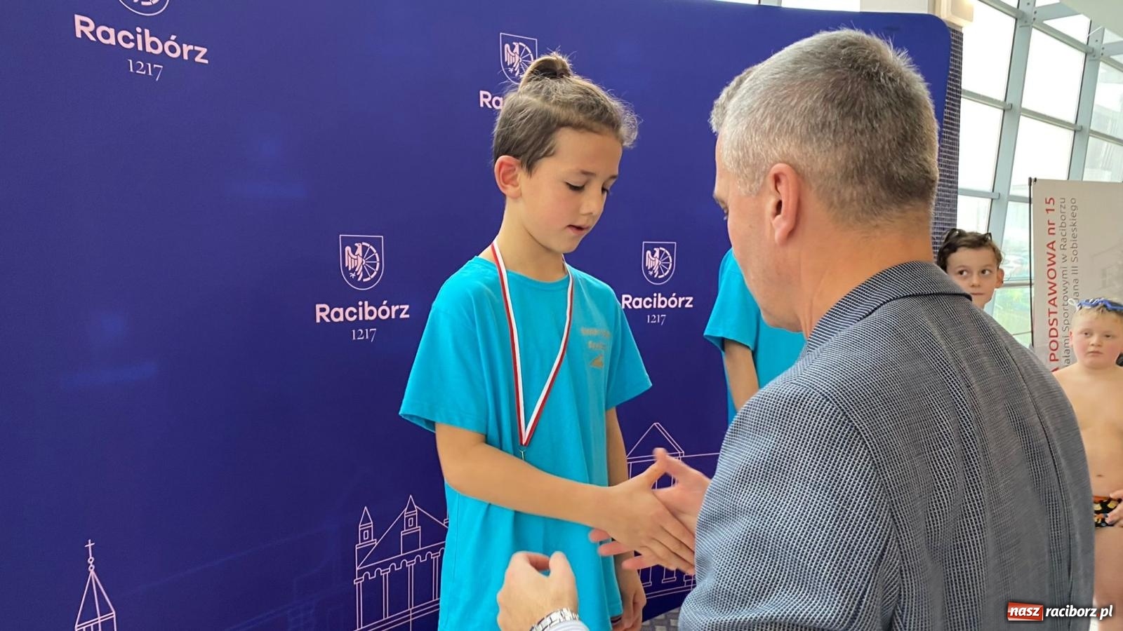 Zdjęcie w galerii na portalu naszraciborz.pl: Pływackie nadzieje z Raciborza rywalizowały w H2Ostróg wiadomości z regionu