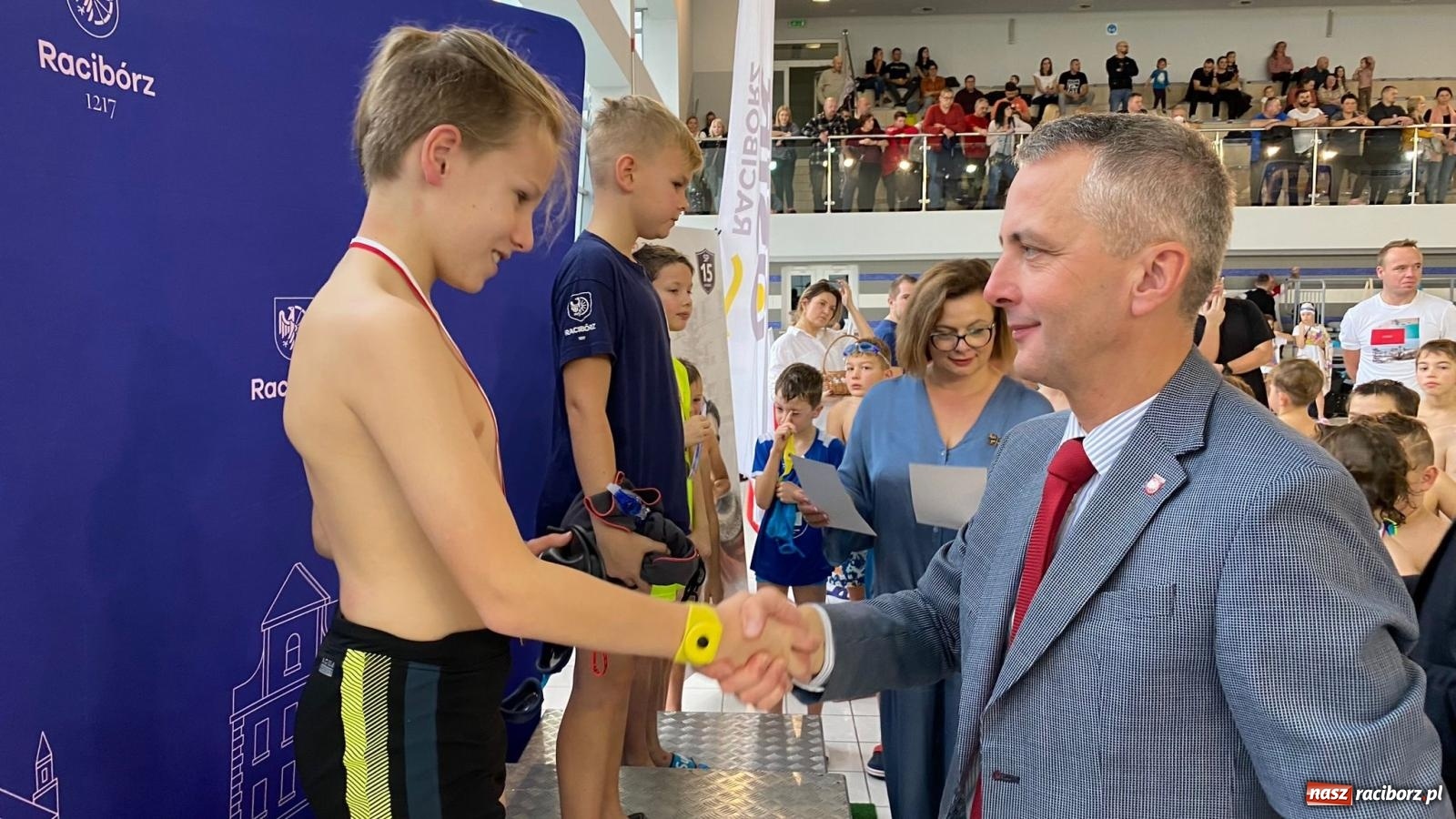 Zdjęcie w galerii na portalu naszraciborz.pl: Pływackie nadzieje z Raciborza rywalizowały w H2Ostróg wiadomości z regionu