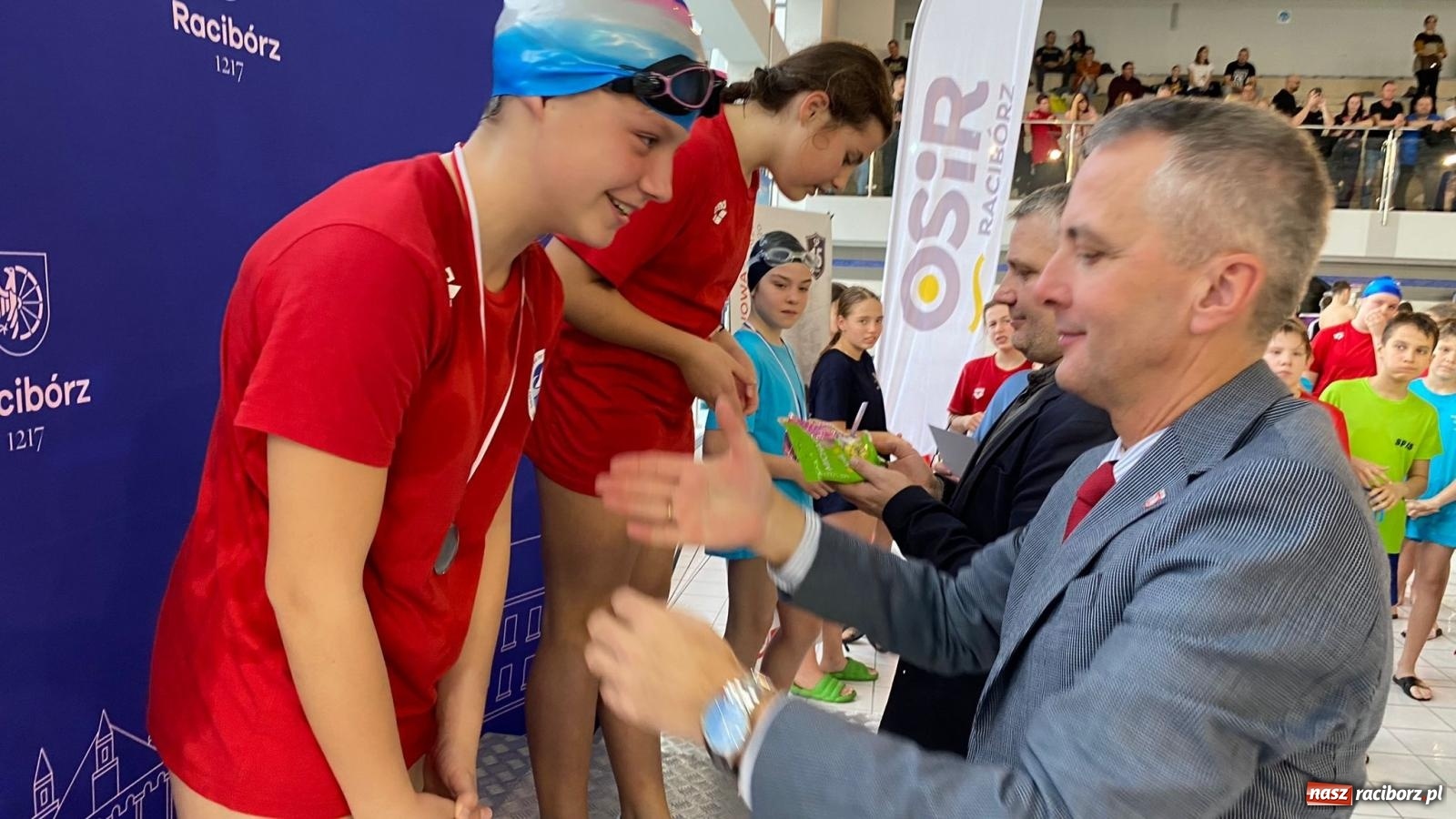 Zdjęcie w galerii na portalu naszraciborz.pl: Pływackie nadzieje z Raciborza rywalizowały w H2Ostróg wiadomości z regionu