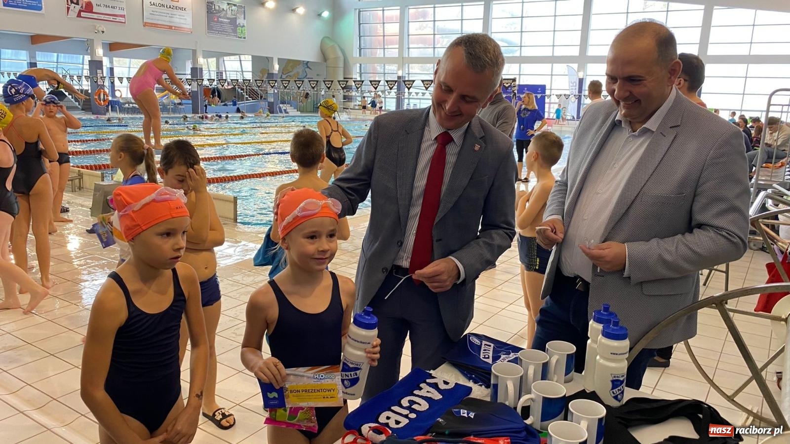 Zdjęcie w galerii na portalu naszraciborz.pl: Pływackie nadzieje z Raciborza rywalizowały w H2Ostróg wiadomości z regionu