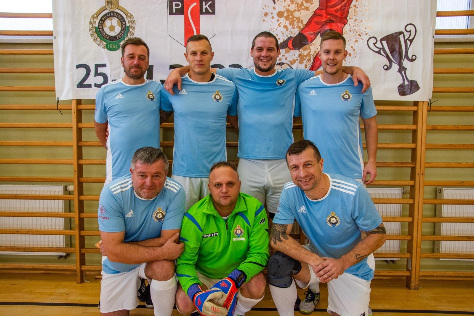 Zdjęcie w galerii na portalu naszraciborz.pl: Do kalendarza halowych rozgrywek wrócił Memoriał im. Jana Staniendy wiadomości z regionu