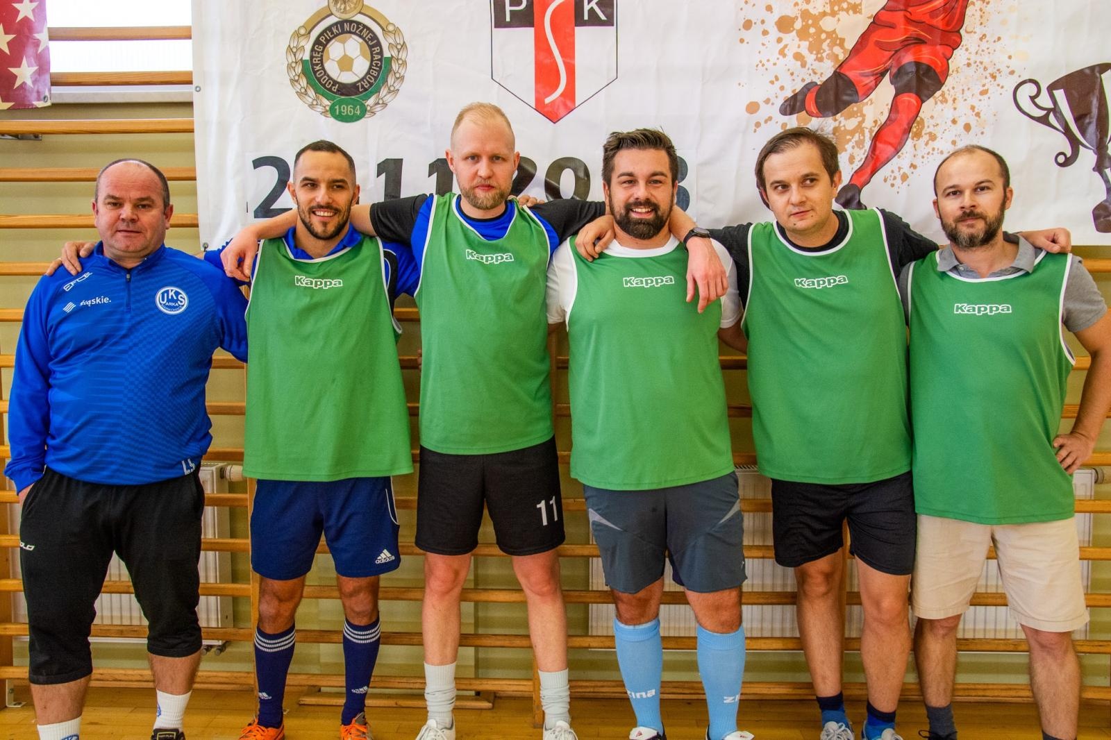 Zdjęcie w galerii na portalu naszraciborz.pl: Do kalendarza halowych rozgrywek wrócił Memoriał im. Jana Staniendy wiadomości z regionu