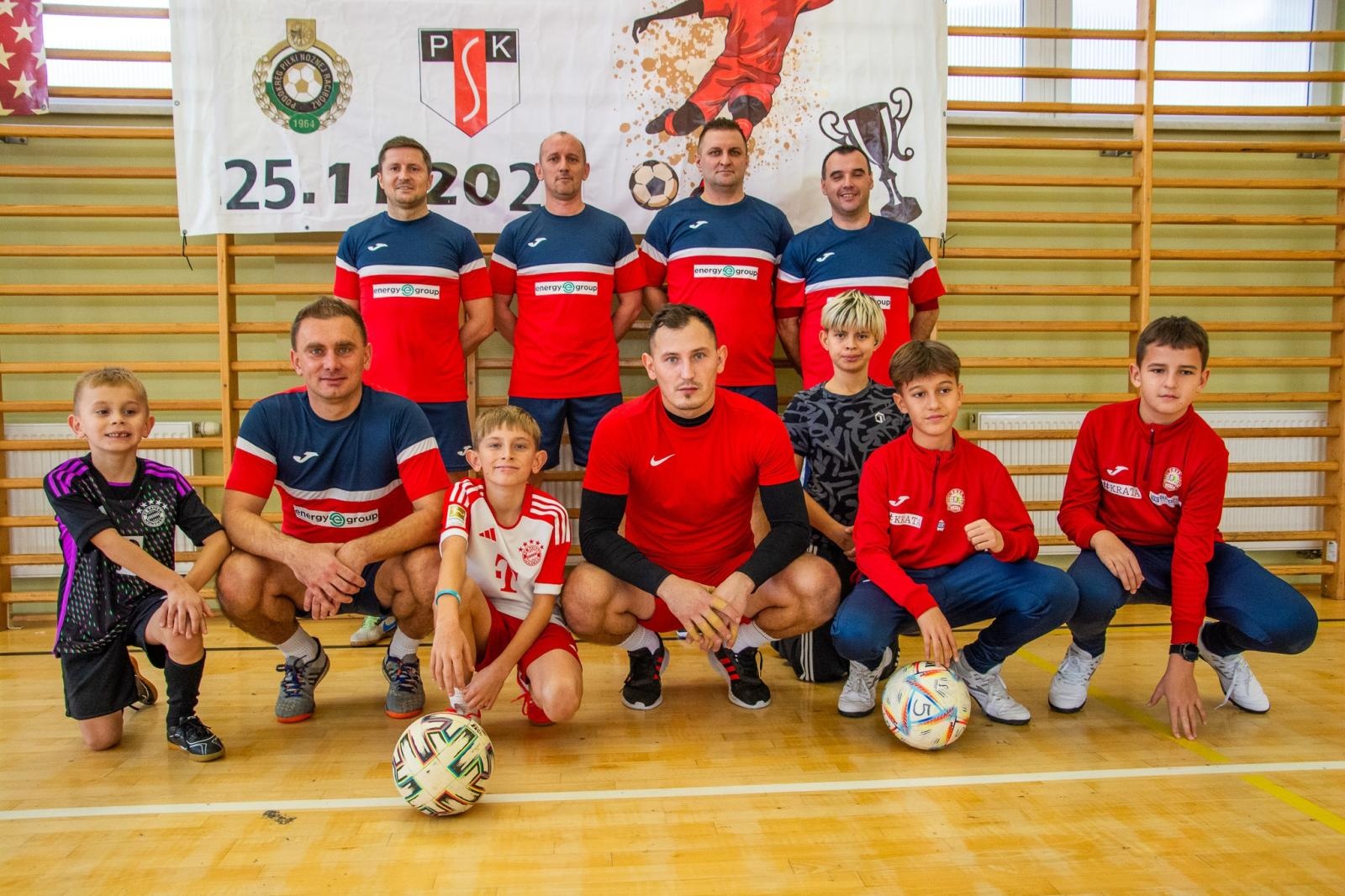 Zdjęcie w galerii na portalu naszraciborz.pl: Do kalendarza halowych rozgrywek wrócił Memoriał im. Jana Staniendy wiadomości z regionu