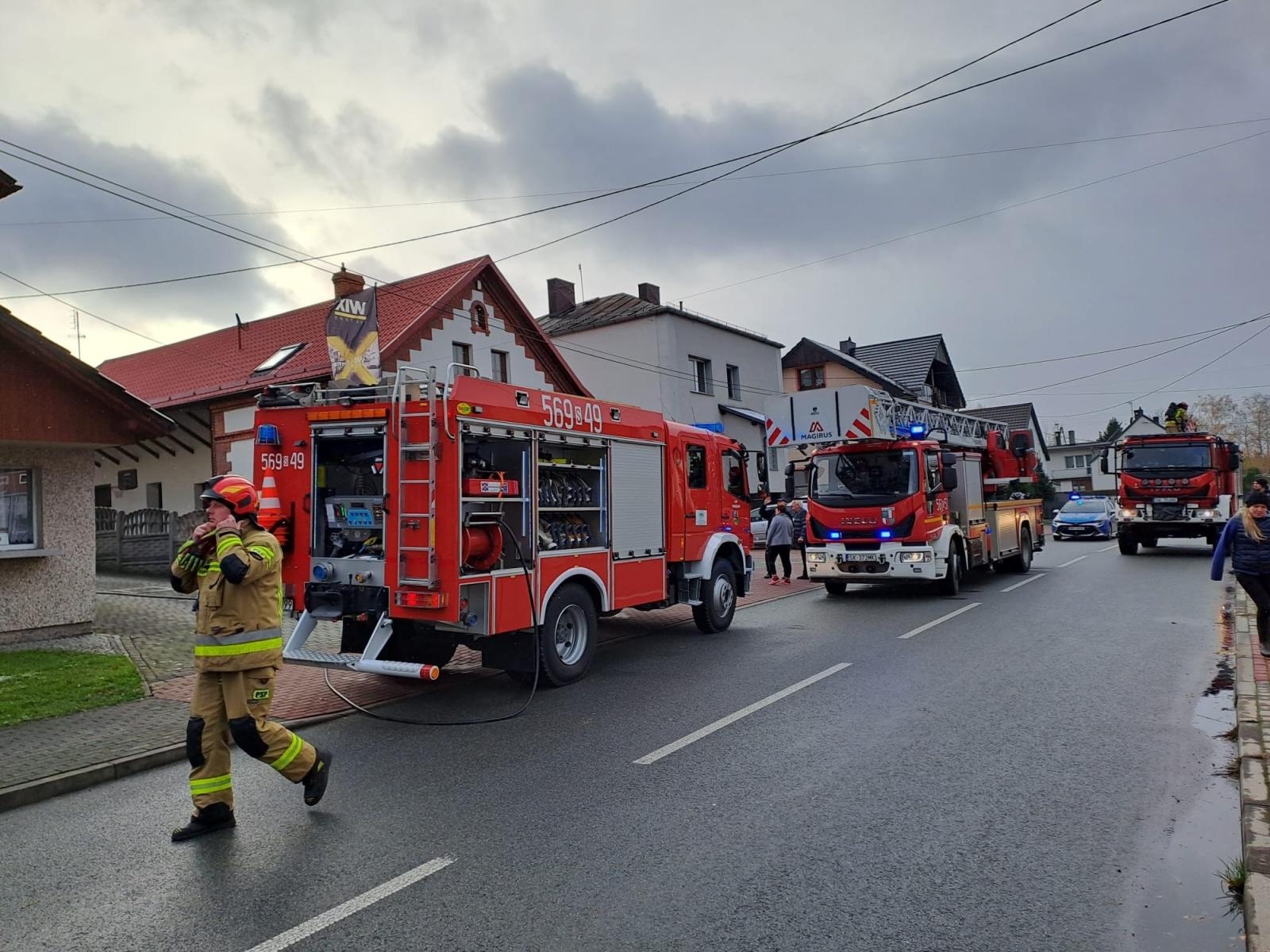 Zdjęcie w galerii na portalu naszraciborz.pl: 150 tys. zł strat w pożarze w Tworkowie [FOTO i WIDEO] wiadomości z regionu