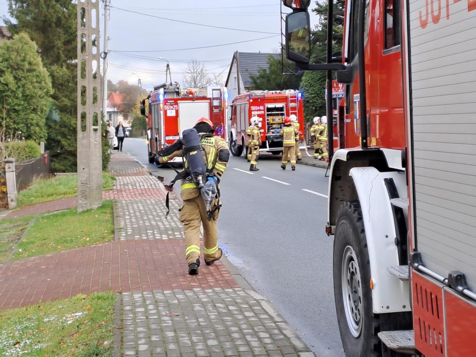 Zdjęcie w galerii na portalu naszraciborz.pl: 150 tys. zł strat w pożarze w Tworkowie [FOTO i WIDEO] wiadomości z regionu