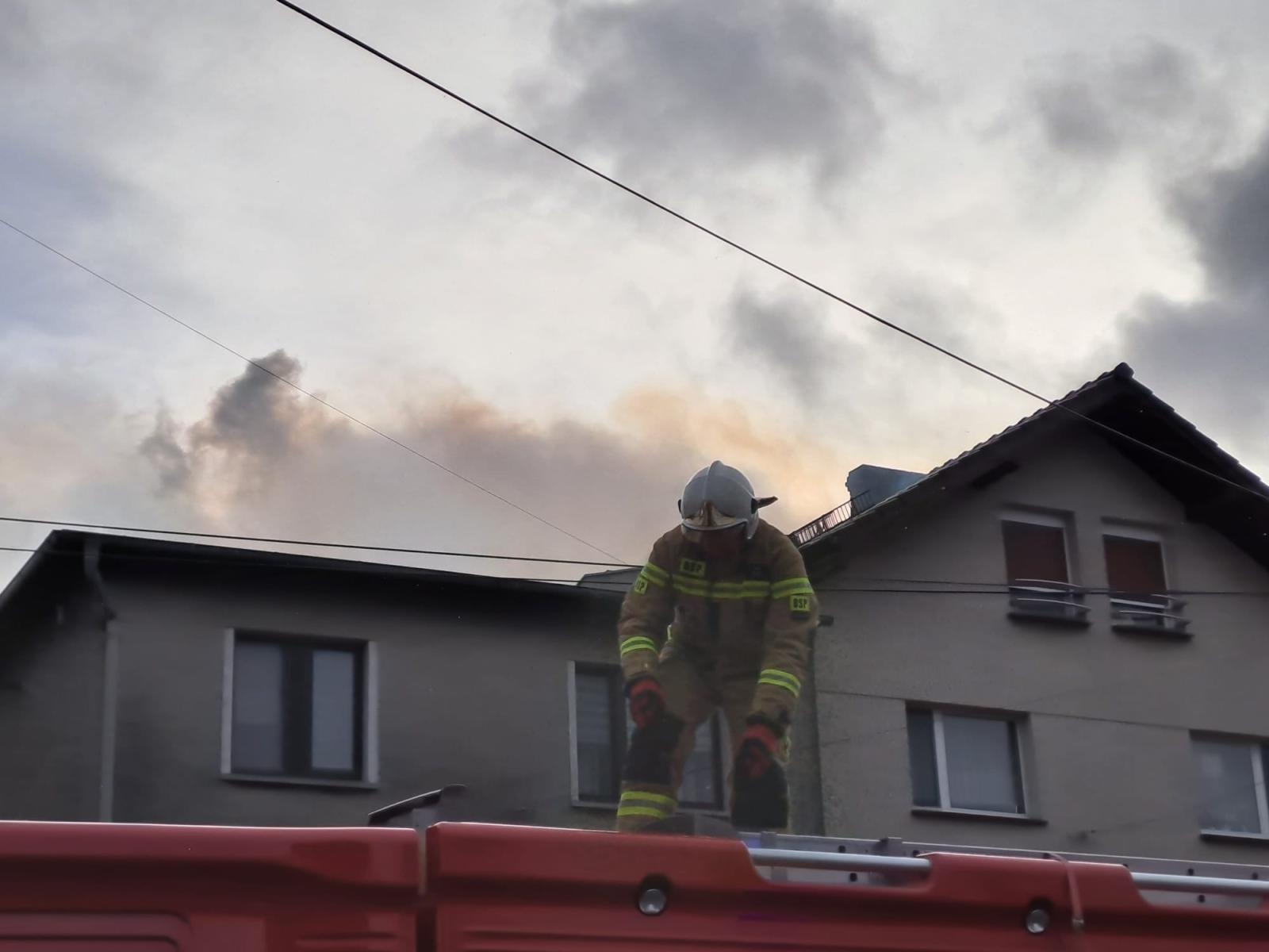 Zdjęcie w galerii na portalu naszraciborz.pl: 150 tys. zł strat w pożarze w Tworkowie [FOTO i WIDEO] wiadomości z regionu