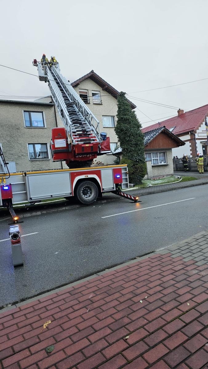 Zdjęcie w galerii na portalu naszraciborz.pl: 150 tys. zł strat w pożarze w Tworkowie [FOTO i WIDEO] wiadomości z regionu