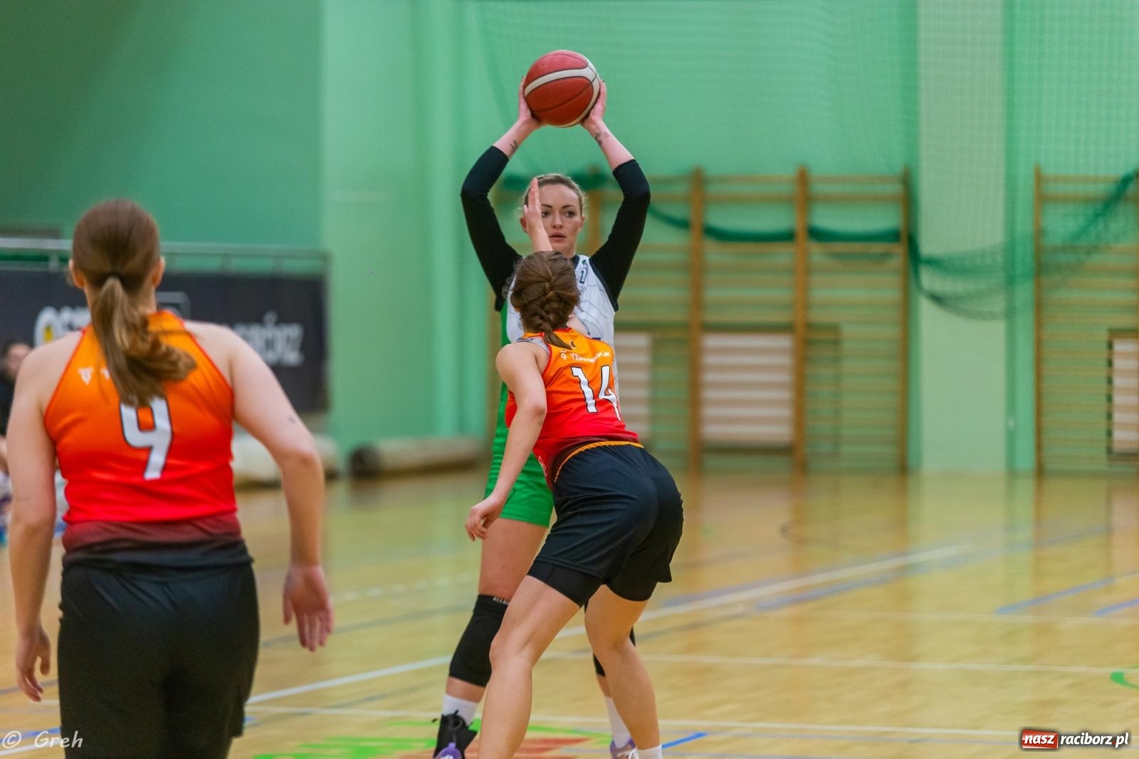 Zdjęcie w galerii na portalu naszraciborz.pl: Koszykarki RKK Politechnikę pokonały i w tabeli awansowały [FOTO i WIDEO] wiadomości z regionu