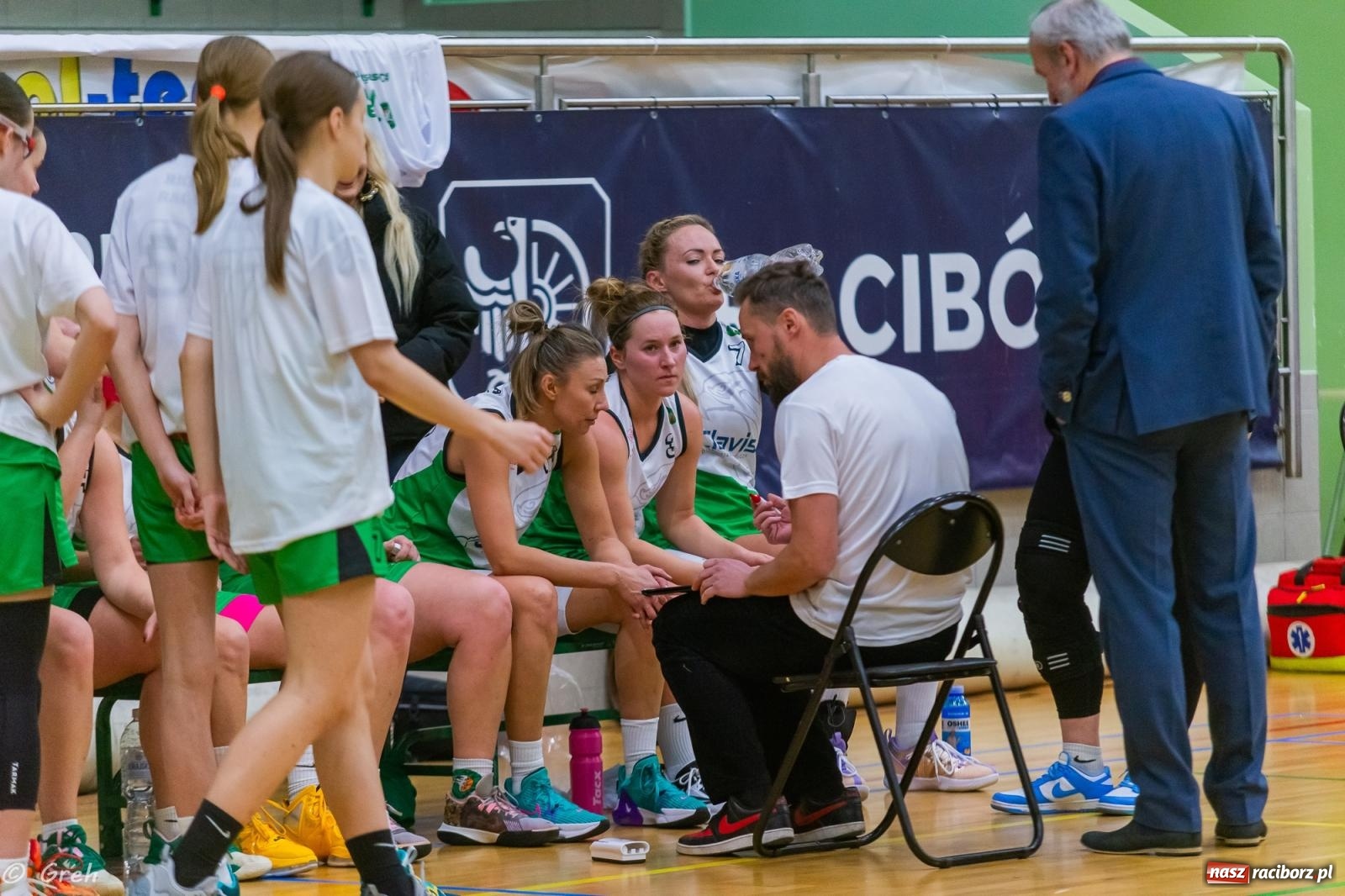 Zdjęcie w galerii na portalu naszraciborz.pl: Koszykarki RKK Politechnikę pokonały i w tabeli awansowały [FOTO i WIDEO] wiadomości z regionu
