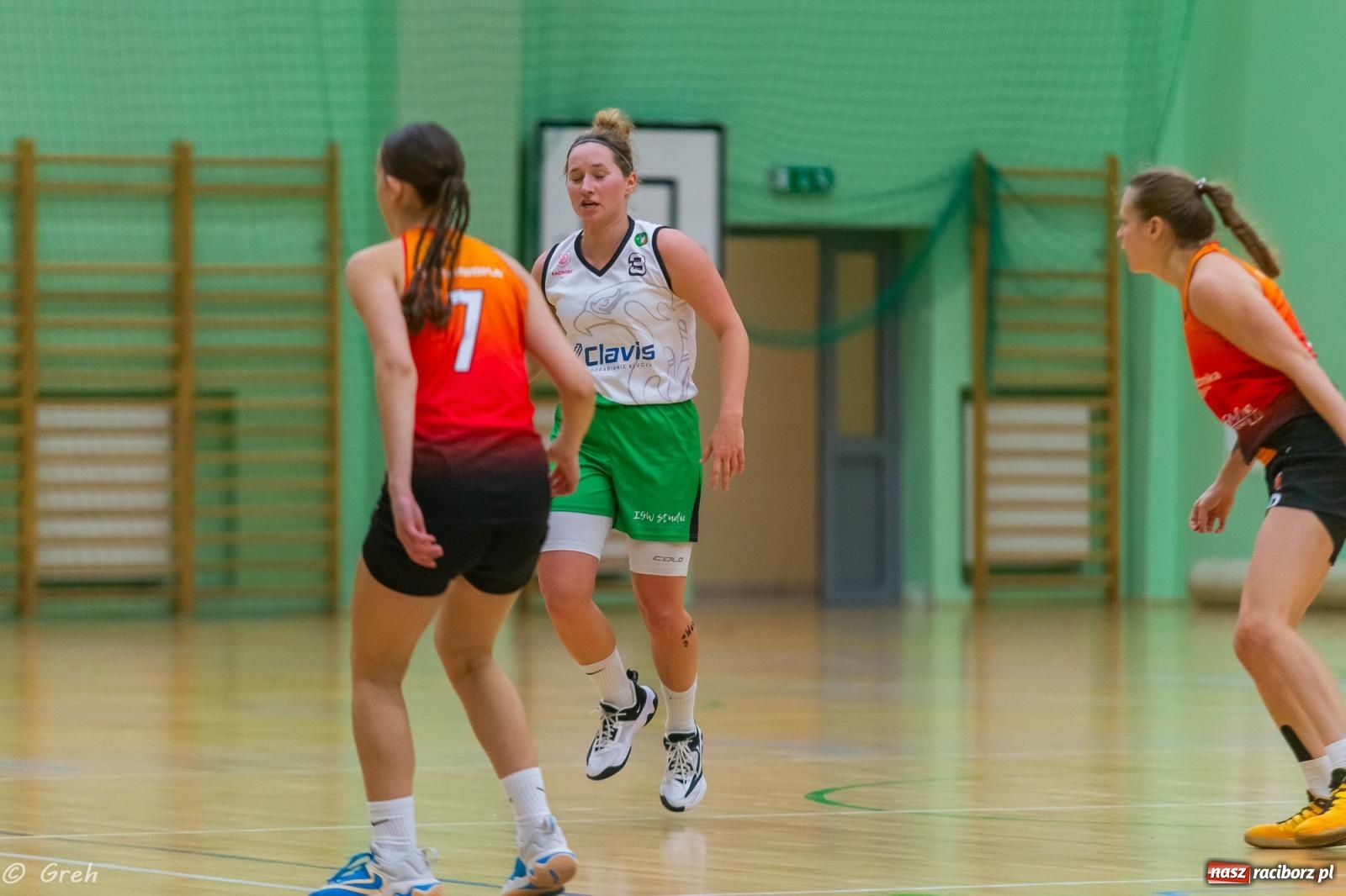 Zdjęcie w galerii na portalu naszraciborz.pl: Koszykarki RKK Politechnikę pokonały i w tabeli awansowały [FOTO i WIDEO] wiadomości z regionu