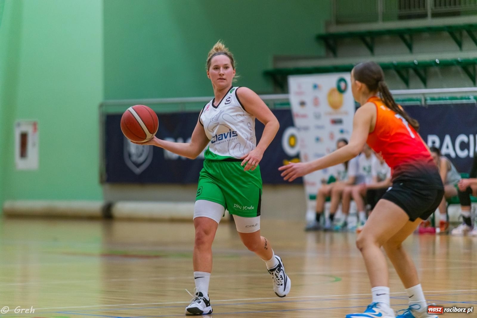 Zdjęcie w galerii na portalu naszraciborz.pl: Koszykarki RKK Politechnikę pokonały i w tabeli awansowały [FOTO i WIDEO] wiadomości z regionu