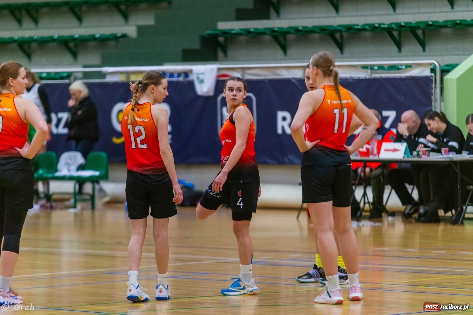 Zdjęcie w galerii na portalu naszraciborz.pl: Koszykarki RKK Politechnikę pokonały i w tabeli awansowały [FOTO i WIDEO] wiadomości z regionu
