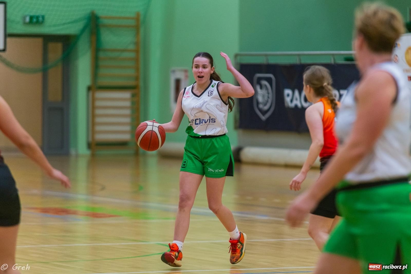 Zdjęcie w galerii na portalu naszraciborz.pl: Koszykarki RKK Politechnikę pokonały i w tabeli awansowały [FOTO i WIDEO] wiadomości z regionu
