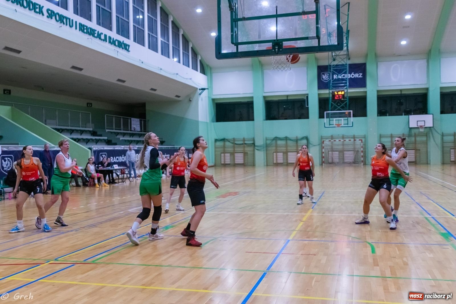 Zdjęcie w galerii na portalu naszraciborz.pl: Koszykarki RKK Politechnikę pokonały i w tabeli awansowały [FOTO i WIDEO] wiadomości z regionu