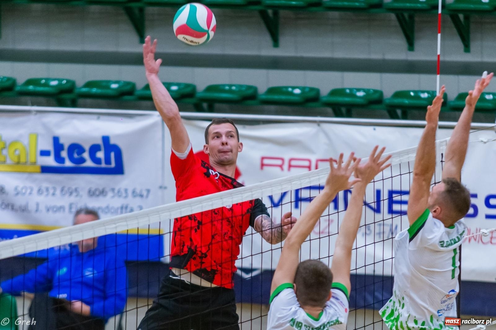 Zdjęcie w galerii na portalu naszraciborz.pl: Siatkarskie derby dla KS Racibórz [FOTO i WIDEO] wiadomości z regionu