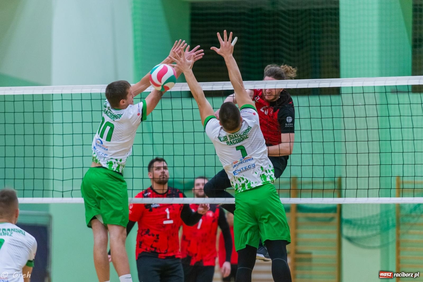 Zdjęcie w galerii na portalu naszraciborz.pl: Siatkarskie derby dla KS Racibórz [FOTO i WIDEO] wiadomości z regionu