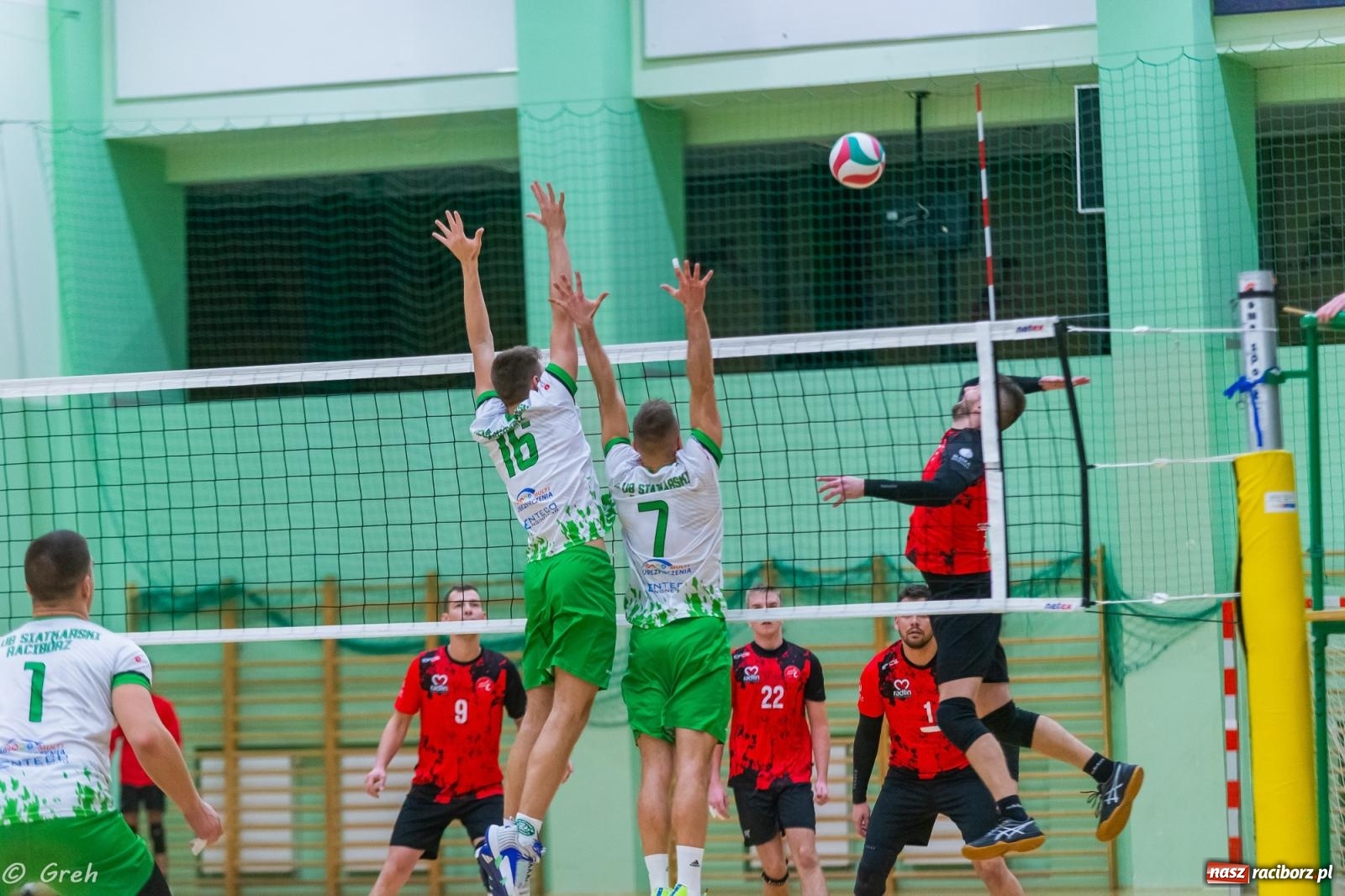 Zdjęcie w galerii na portalu naszraciborz.pl: Siatkarskie derby dla KS Racibórz [FOTO i WIDEO] wiadomości z regionu