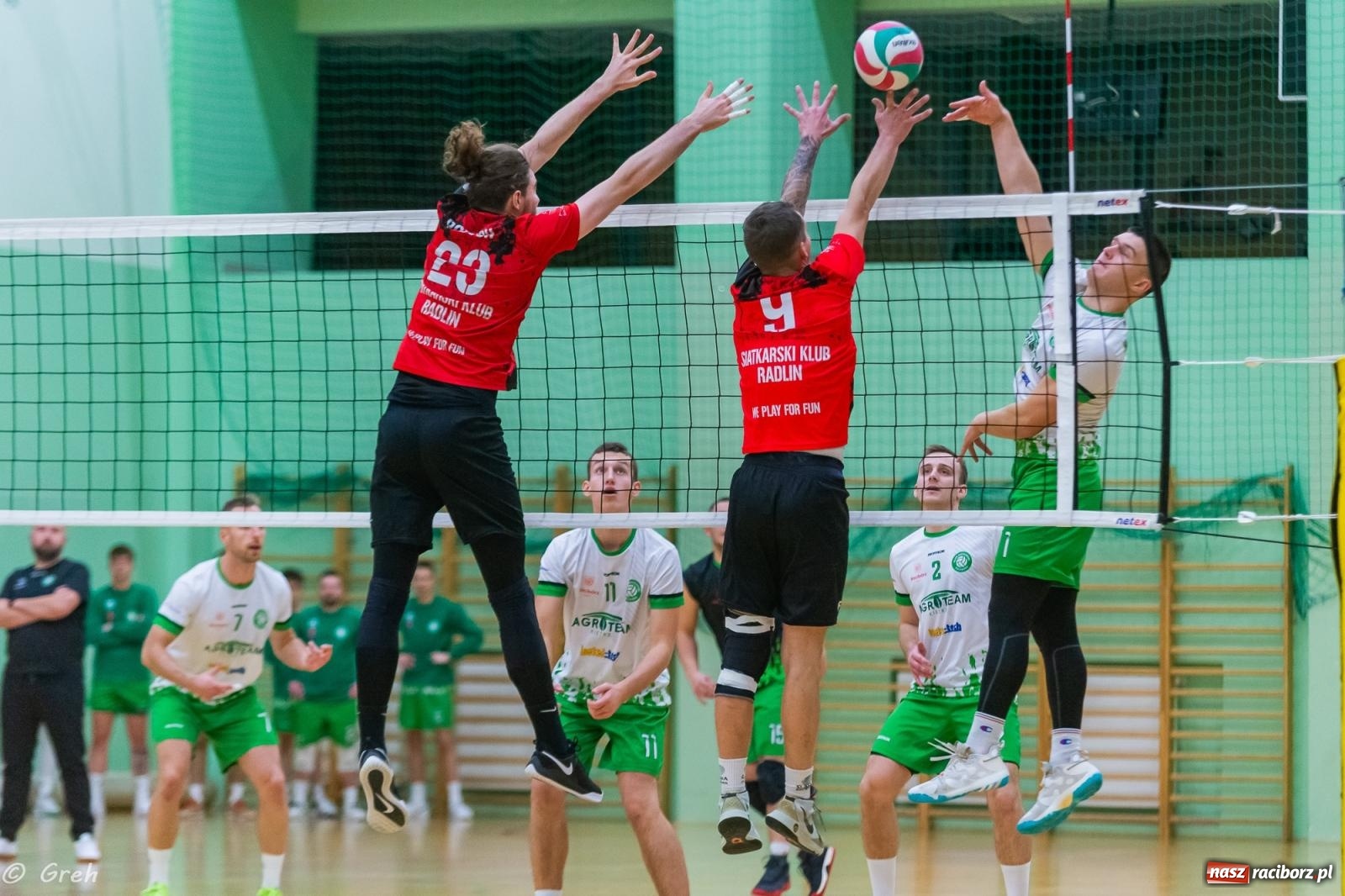 Zdjęcie w galerii na portalu naszraciborz.pl: Siatkarskie derby dla KS Racibórz [FOTO i WIDEO] wiadomości z regionu