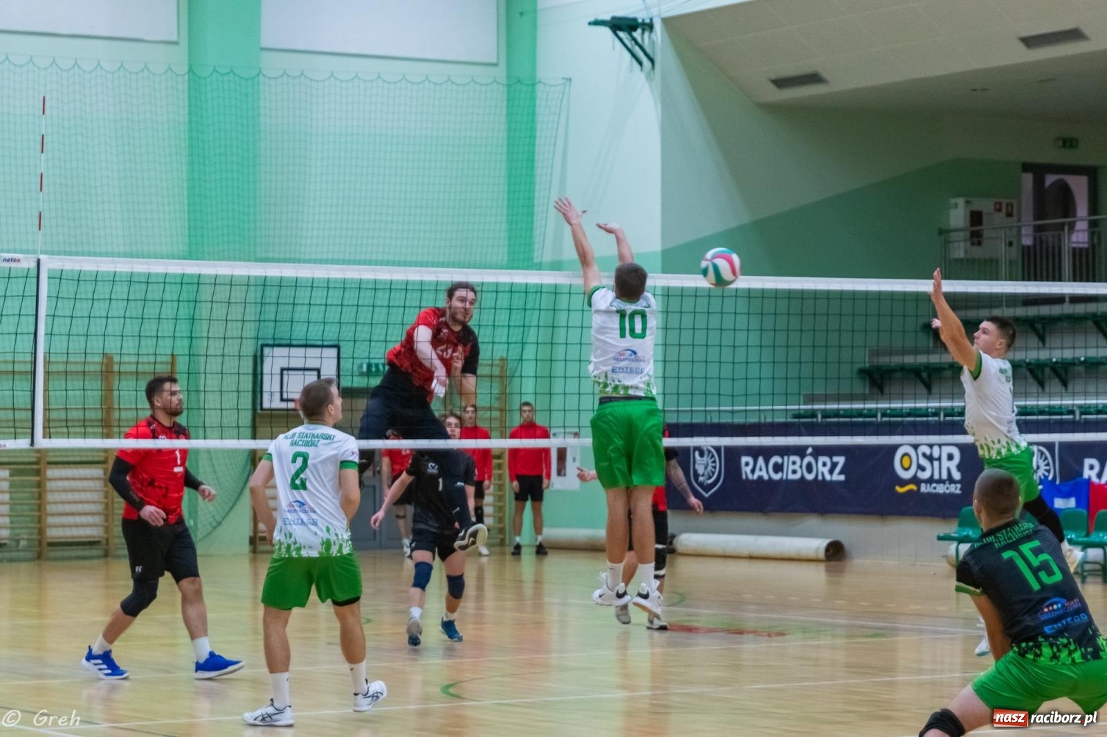 Zdjęcie w galerii na portalu naszraciborz.pl: Siatkarskie derby dla KS Racibórz [FOTO i WIDEO] wiadomości z regionu