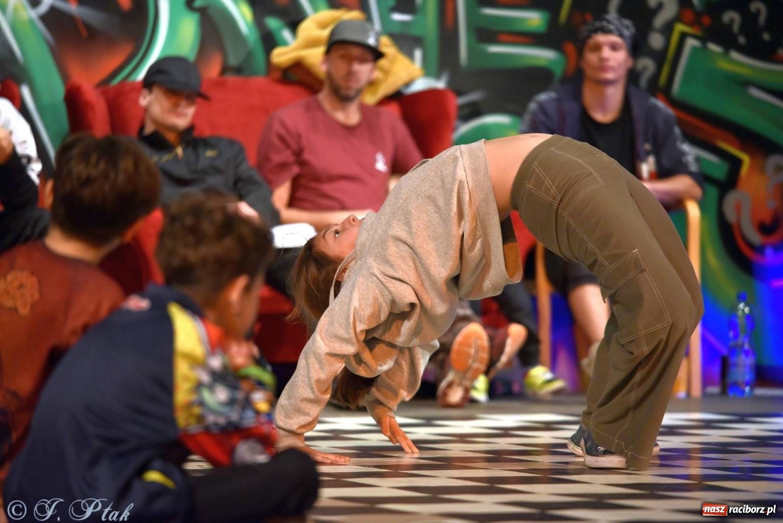 Zdjęcie w galerii na portalu naszraciborz.pl: Ahoj Breaking 2 - dwa dni tanecznych zmagań w Raciborzu wiadomości z regionu