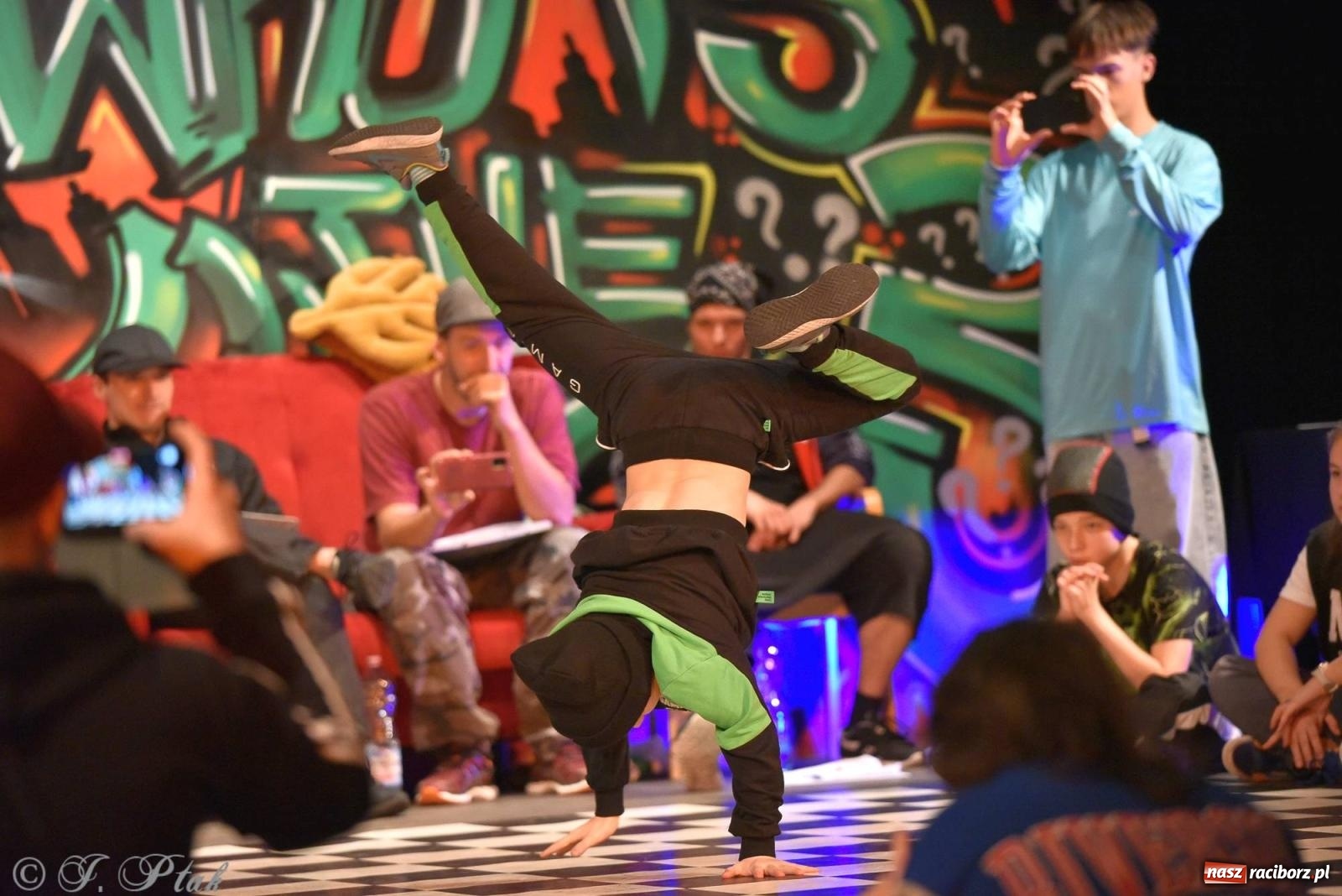 Zdjęcie w galerii na portalu naszraciborz.pl: Ahoj Breaking 2 - dwa dni tanecznych zmagań w Raciborzu wiadomości z regionu