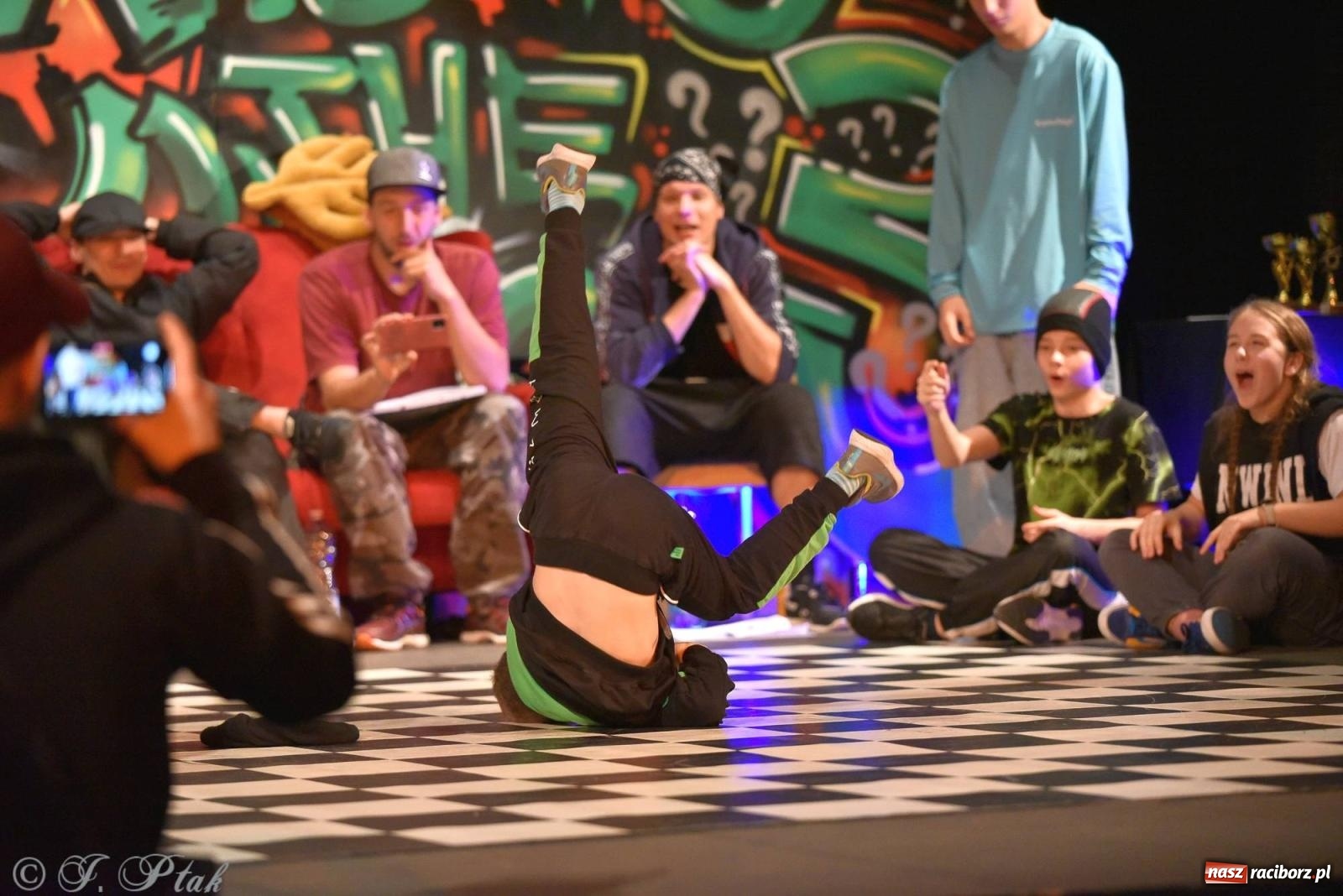 Zdjęcie w galerii na portalu naszraciborz.pl: Ahoj Breaking 2 - dwa dni tanecznych zmagań w Raciborzu wiadomości z regionu