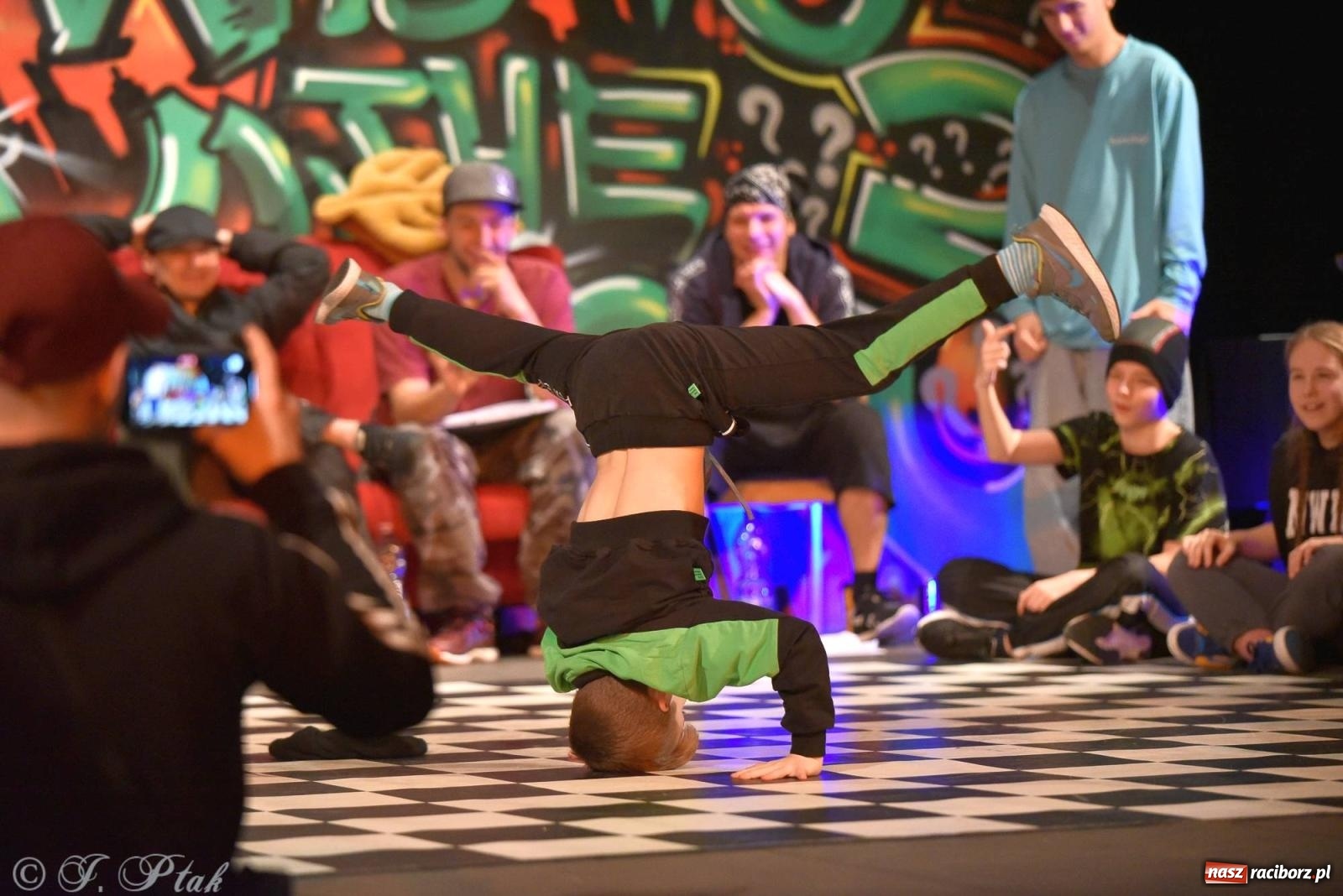 Zdjęcie w galerii na portalu naszraciborz.pl: Ahoj Breaking 2 - dwa dni tanecznych zmagań w Raciborzu wiadomości z regionu