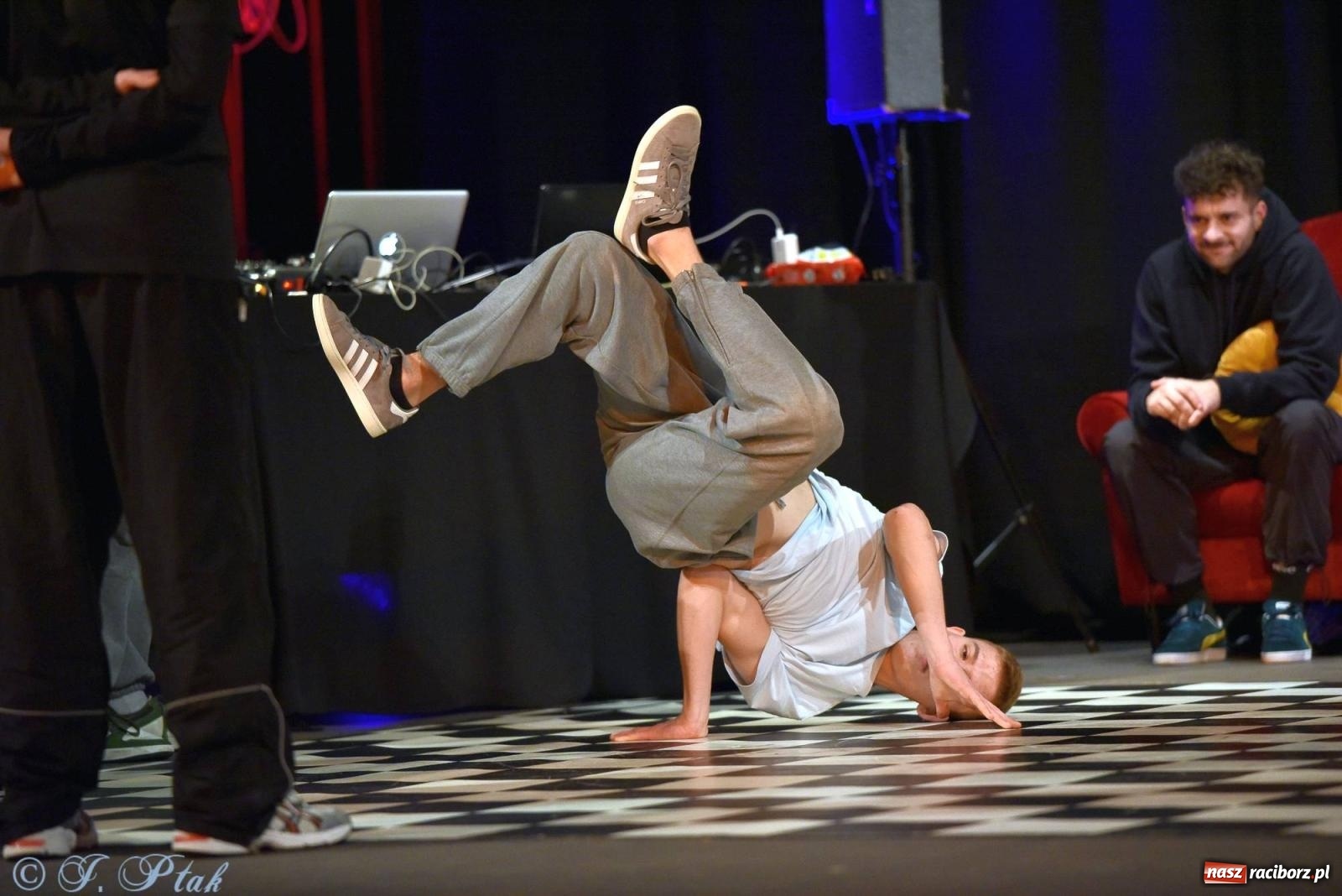 Zdjęcie w galerii na portalu naszraciborz.pl: Ahoj Breaking 2 - dwa dni tanecznych zmagań w Raciborzu wiadomości z regionu