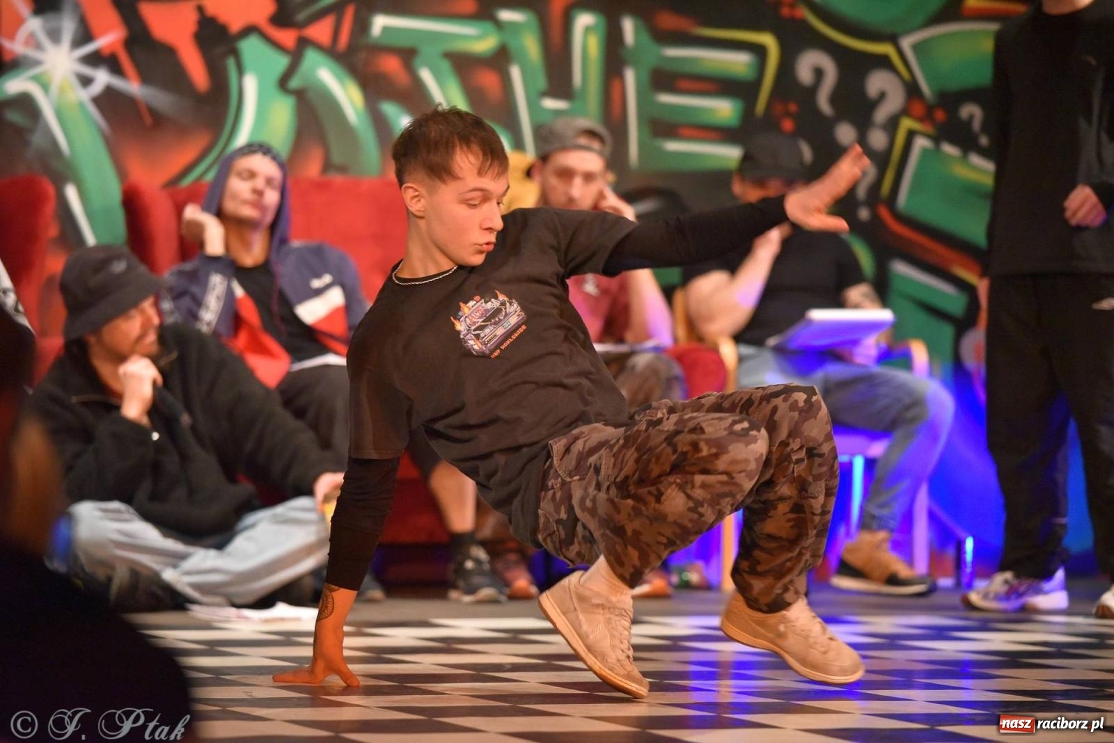 Zdjęcie w galerii na portalu naszraciborz.pl: Ahoj Breaking 2 - dwa dni tanecznych zmagań w Raciborzu wiadomości z regionu