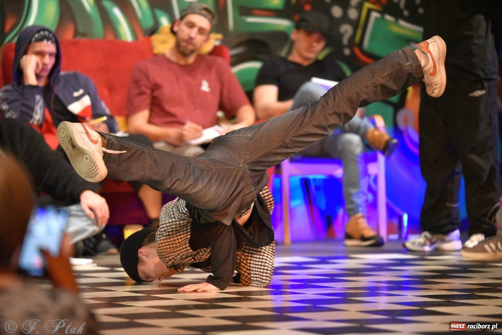 Zdjęcie w galerii na portalu naszraciborz.pl: Ahoj Breaking 2 - dwa dni tanecznych zmagań w Raciborzu wiadomości z regionu
