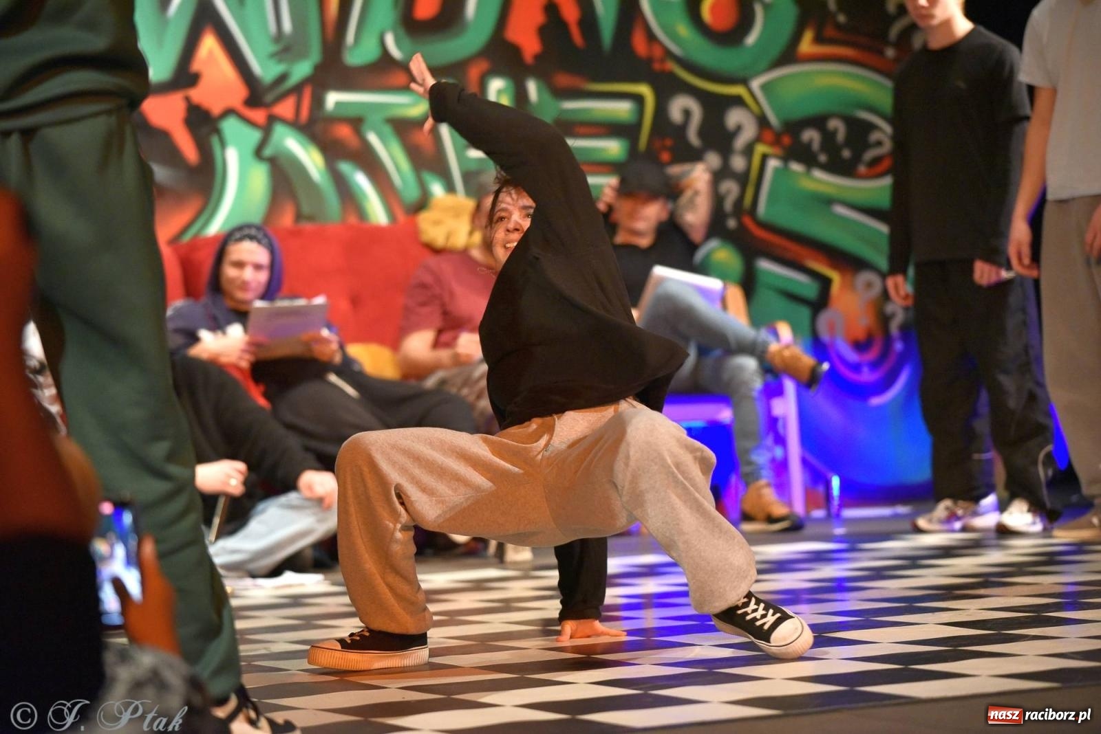 Zdjęcie w galerii na portalu naszraciborz.pl: Ahoj Breaking 2 - dwa dni tanecznych zmagań w Raciborzu wiadomości z regionu