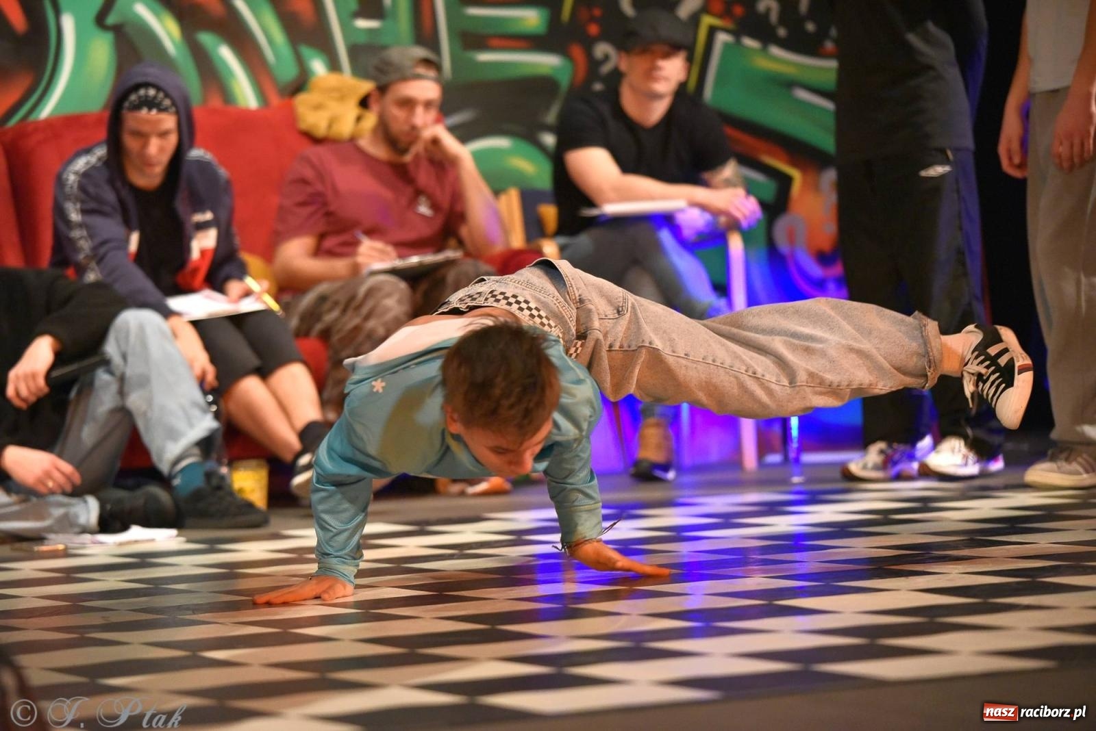 Zdjęcie w galerii na portalu naszraciborz.pl: Ahoj Breaking 2 - dwa dni tanecznych zmagań w Raciborzu wiadomości z regionu