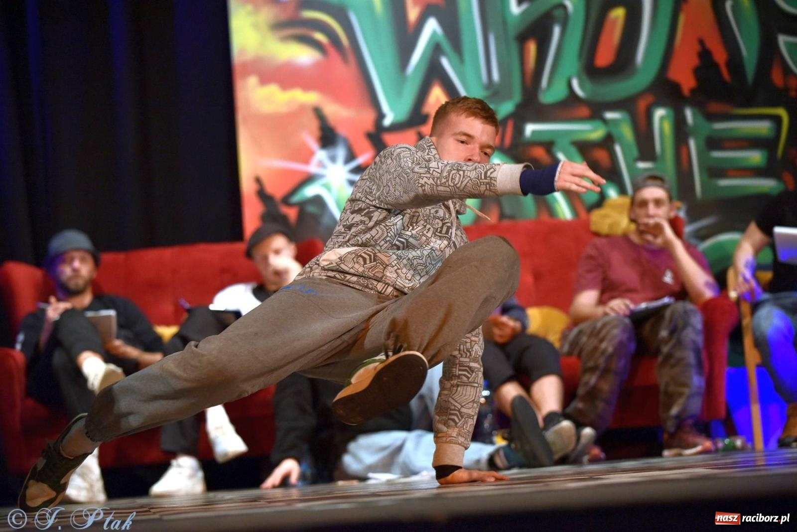 Zdjęcie w galerii na portalu naszraciborz.pl: Ahoj Breaking 2 - dwa dni tanecznych zmagań w Raciborzu wiadomości z regionu