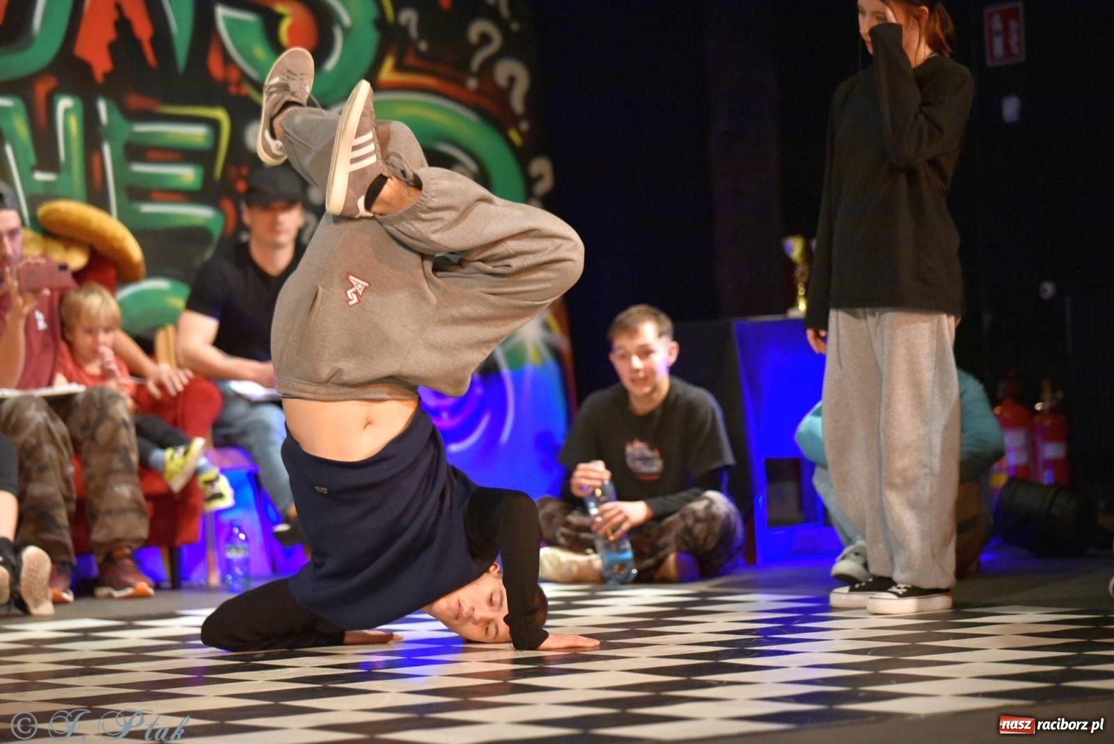 Zdjęcie w galerii na portalu naszraciborz.pl: Ahoj Breaking 2 - dwa dni tanecznych zmagań w Raciborzu wiadomości z regionu