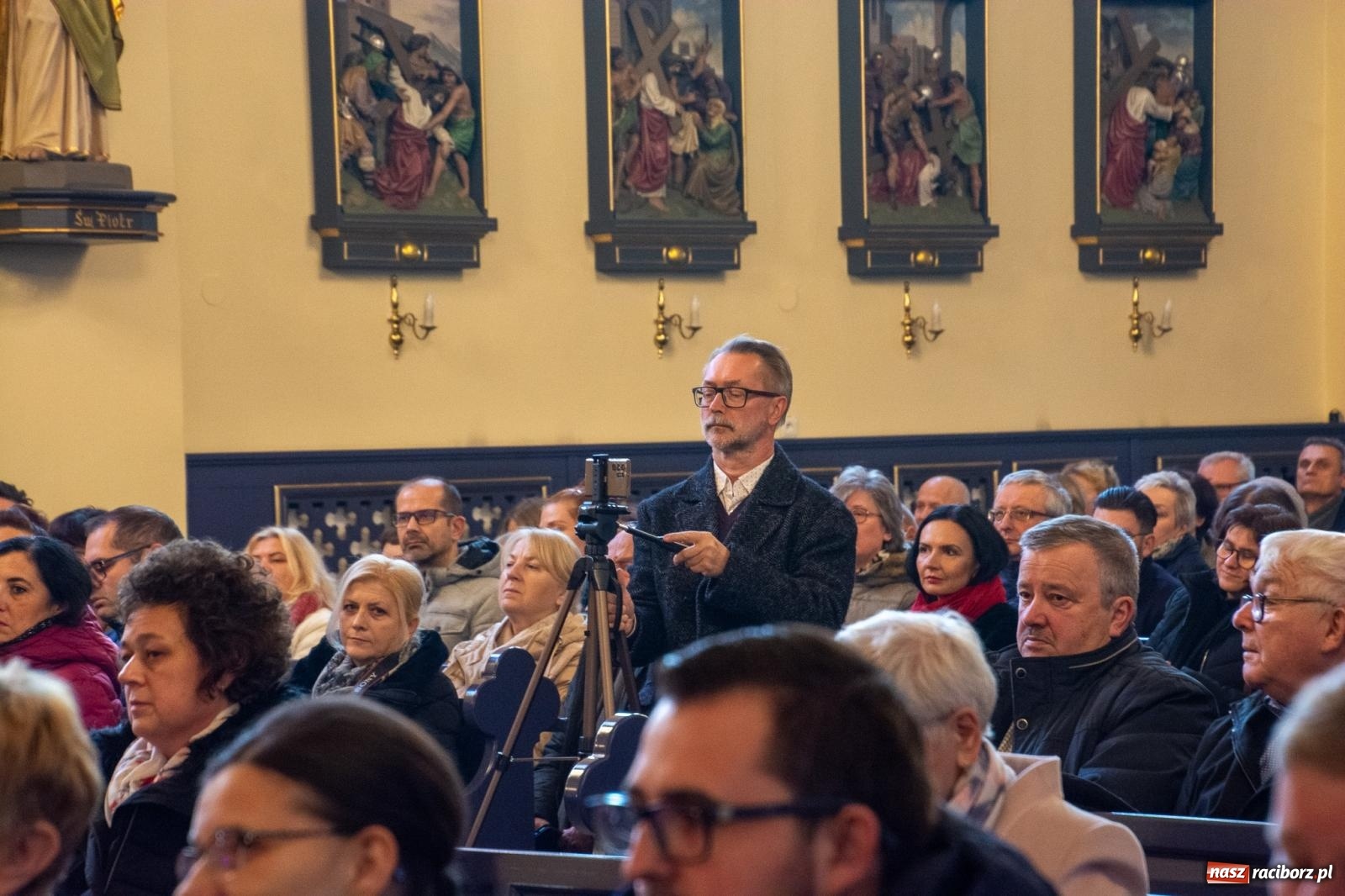 Zdjęcie w galerii na portalu naszraciborz.pl: Magnificat Vivaldiego zabrzmiało w brzeskim kościele na 40-lecie miejscowego chóru wiadomości z regionu