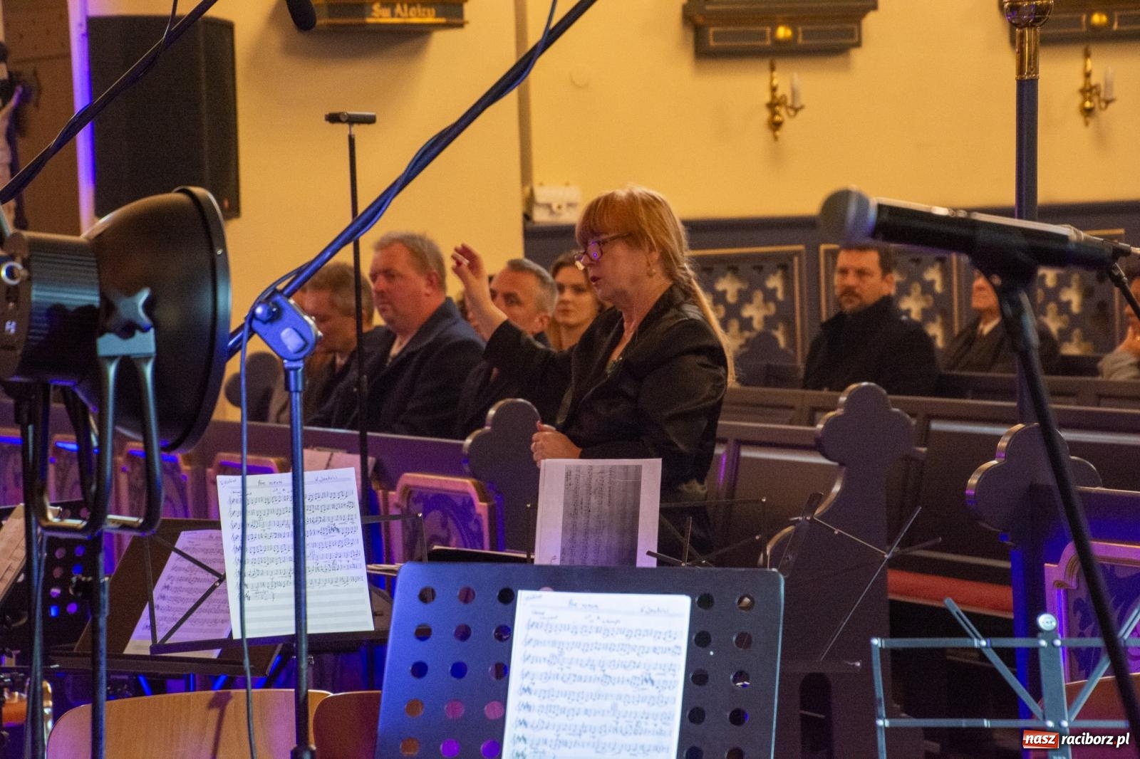 Zdjęcie w galerii na portalu naszraciborz.pl: Magnificat Vivaldiego zabrzmiało w brzeskim kościele na 40-lecie miejscowego chóru wiadomości z regionu