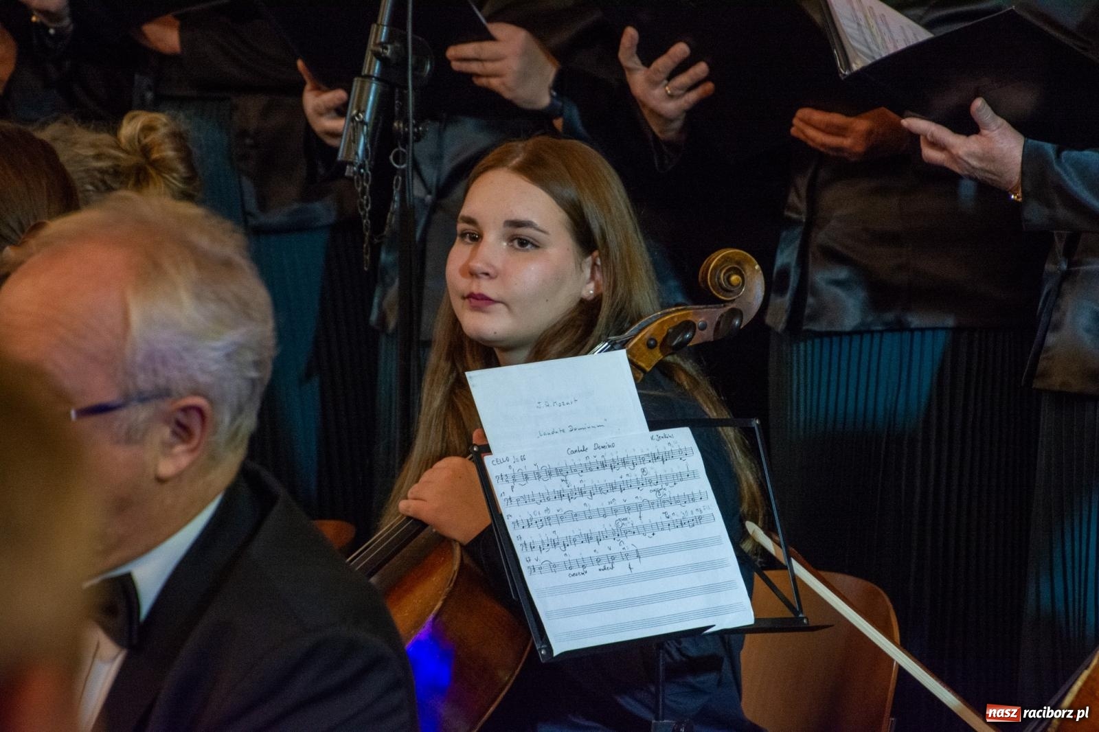 Zdjęcie w galerii na portalu naszraciborz.pl: Magnificat Vivaldiego zabrzmiało w brzeskim kościele na 40-lecie miejscowego chóru wiadomości z regionu
