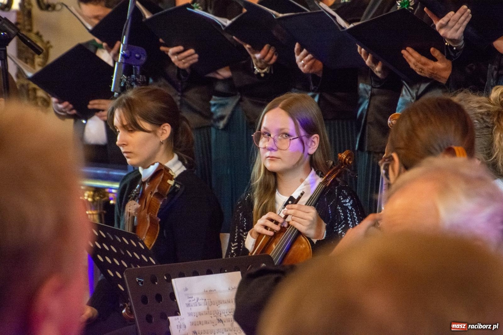 Zdjęcie w galerii na portalu naszraciborz.pl: Magnificat Vivaldiego zabrzmiało w brzeskim kościele na 40-lecie miejscowego chóru wiadomości z regionu