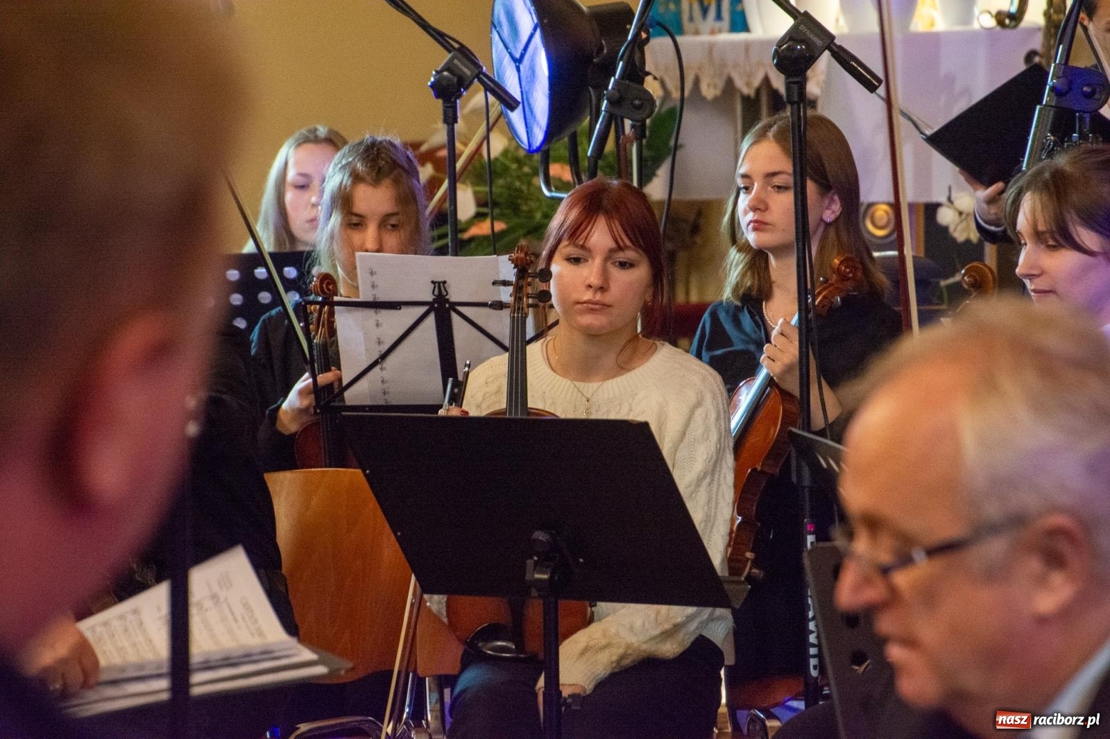 Zdjęcie w galerii na portalu naszraciborz.pl: Magnificat Vivaldiego zabrzmiało w brzeskim kościele na 40-lecie miejscowego chóru wiadomości z regionu