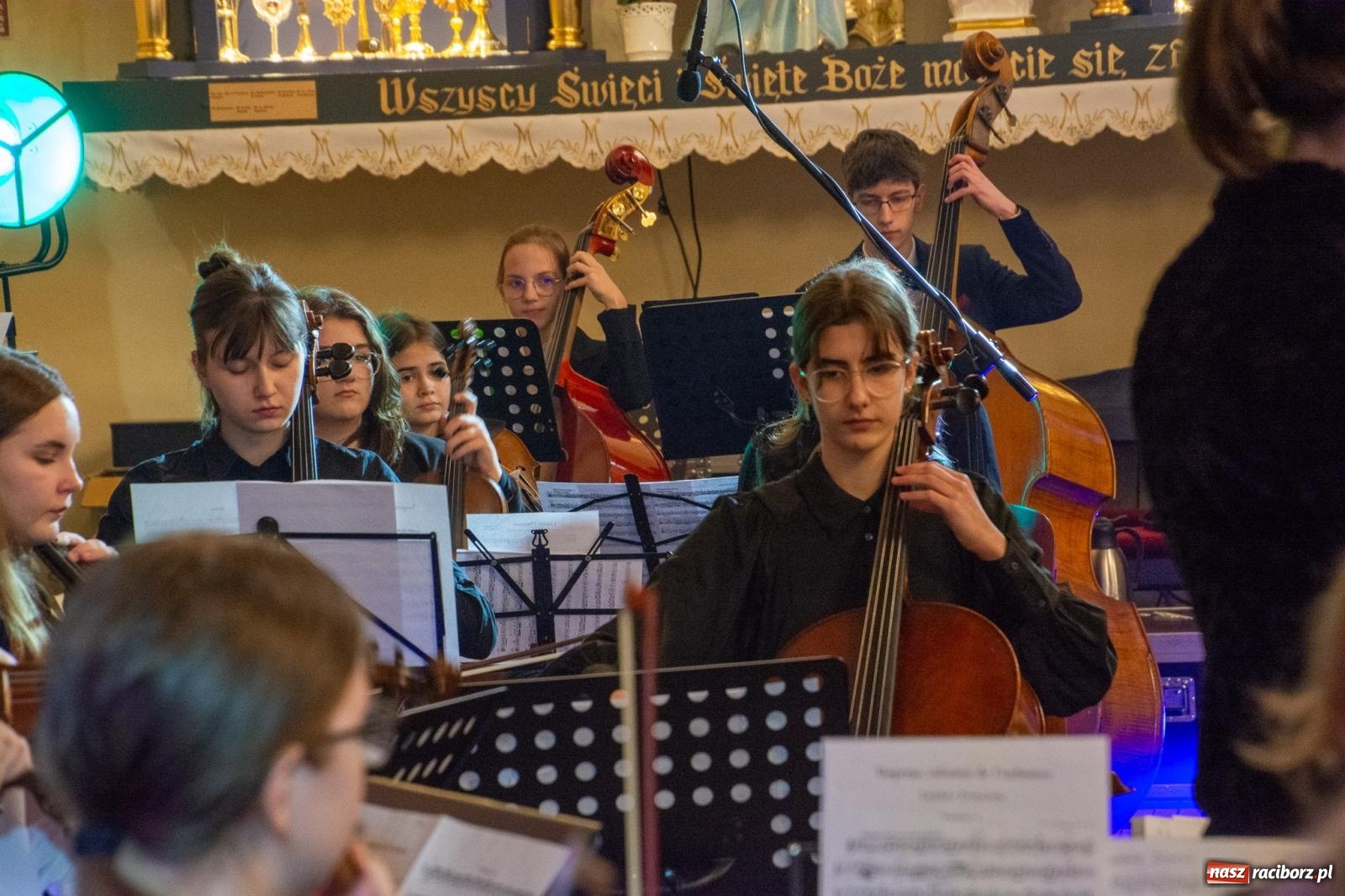 Zdjęcie w galerii na portalu naszraciborz.pl: Magnificat Vivaldiego zabrzmiało w brzeskim kościele na 40-lecie miejscowego chóru wiadomości z regionu