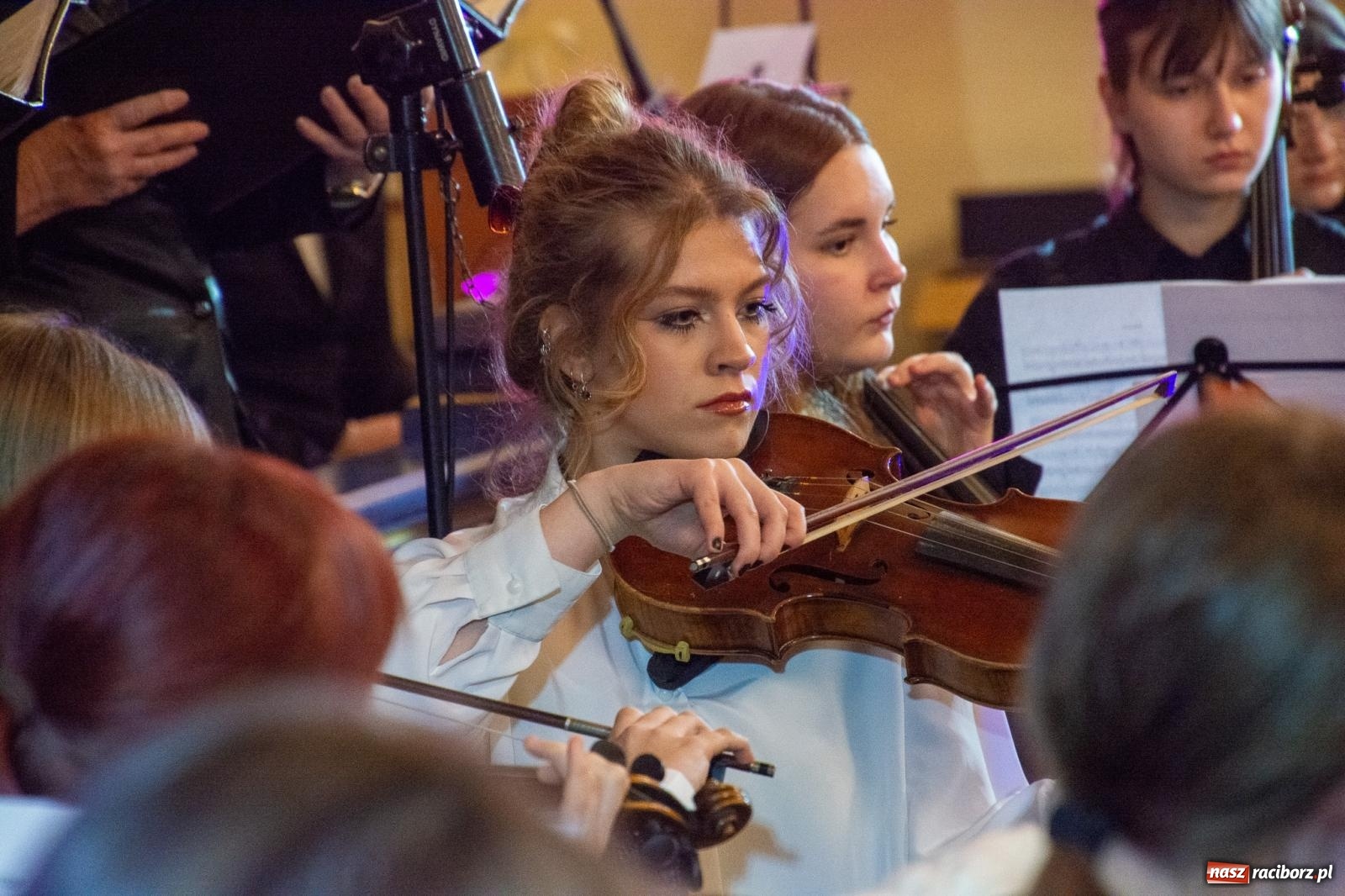 Zdjęcie w galerii na portalu naszraciborz.pl: Magnificat Vivaldiego zabrzmiało w brzeskim kościele na 40-lecie miejscowego chóru wiadomości z regionu