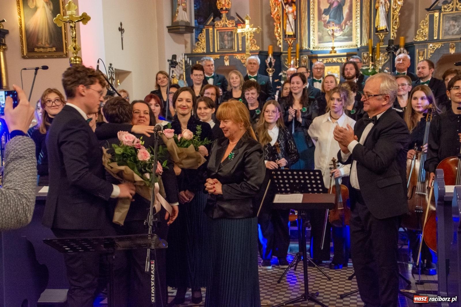 Zdjęcie w galerii na portalu naszraciborz.pl: Magnificat Vivaldiego zabrzmiało w brzeskim kościele na 40-lecie miejscowego chóru wiadomości z regionu