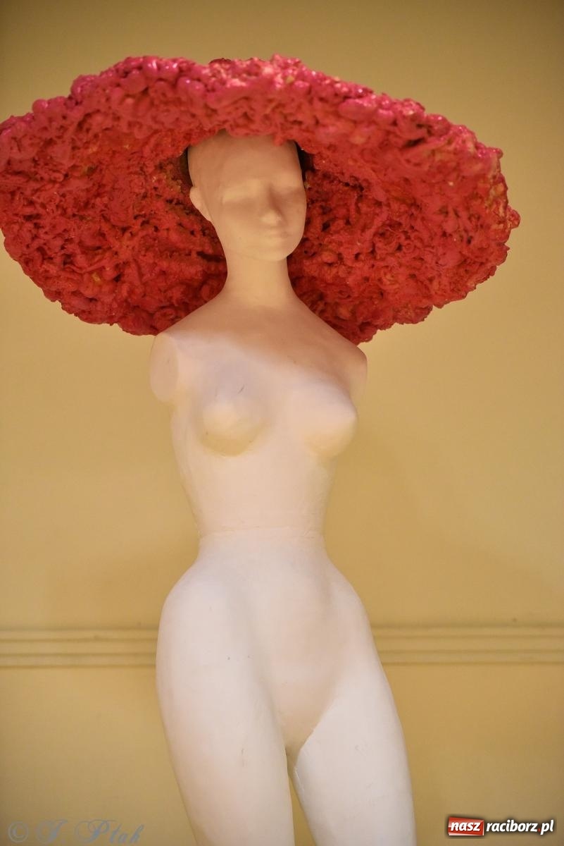 Zdjęcie w galerii na portalu naszraciborz.pl: Alicja Majewska na scenie RCK. Zaśpiewała piosenki Korcza i Andrusa wiadomości z regionu