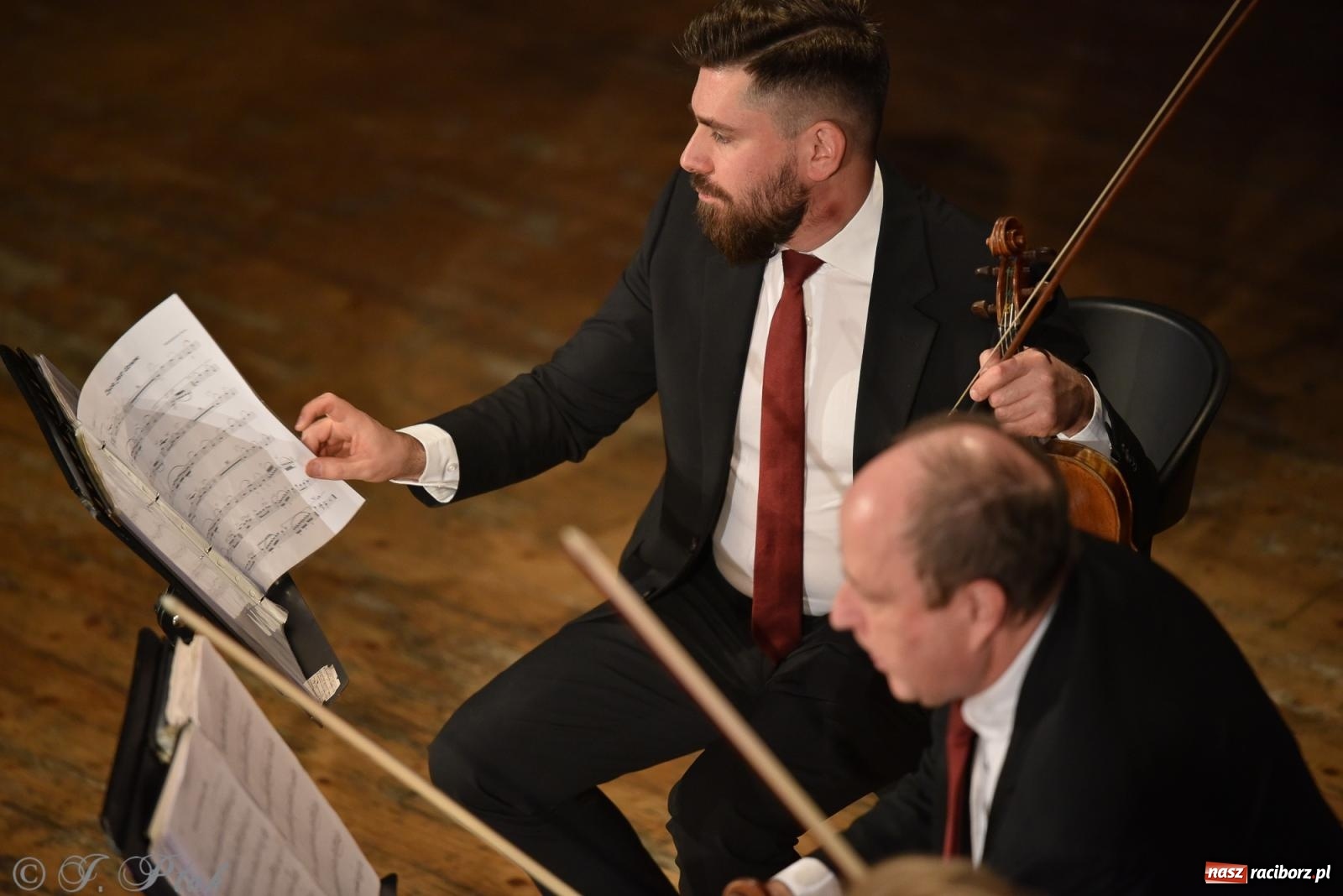 Zdjęcie w galerii na portalu naszraciborz.pl: Alicja Majewska na scenie RCK. Zaśpiewała piosenki Korcza i Andrusa wiadomości z regionu