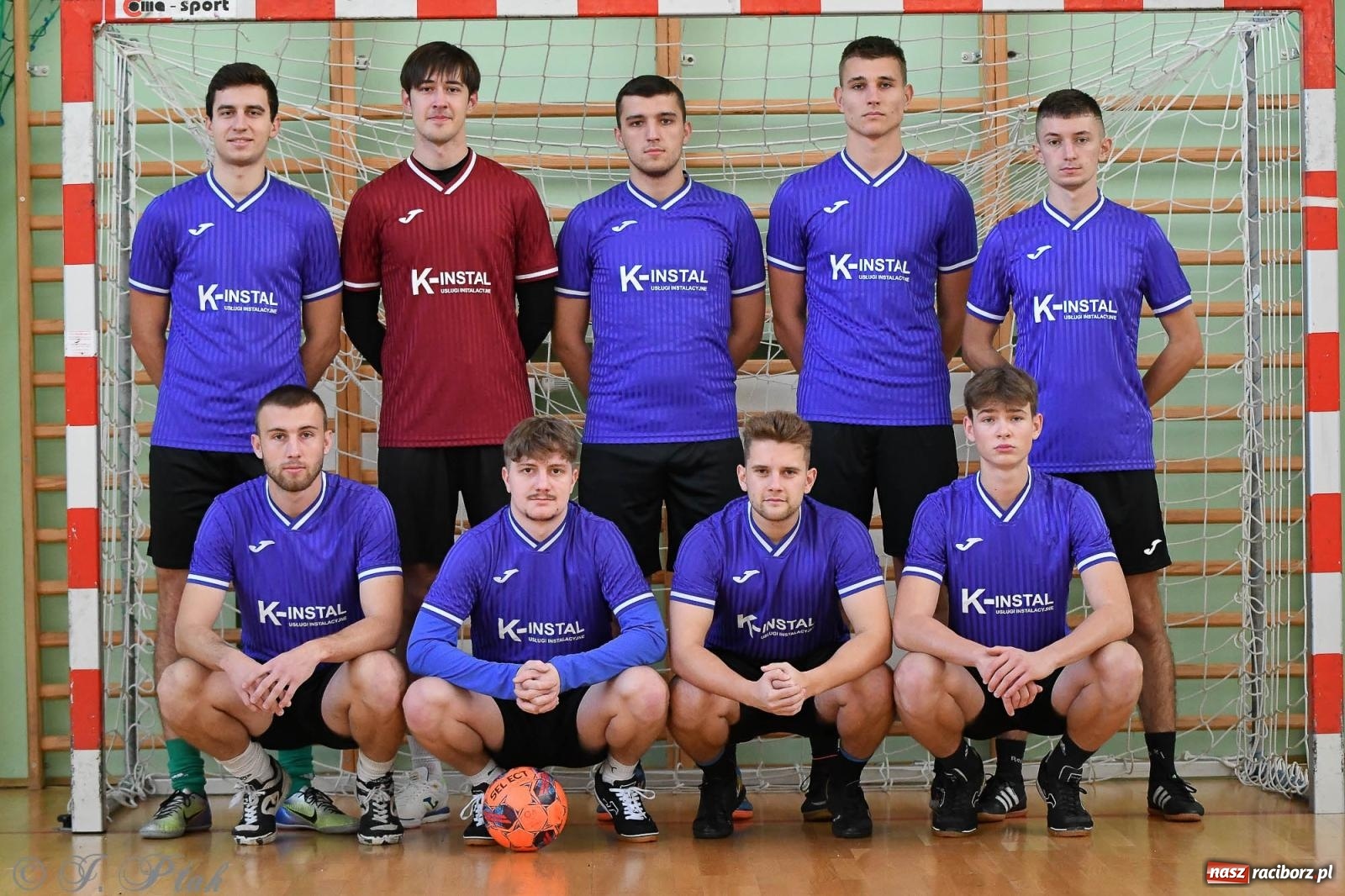 Zdjęcie w galerii na portalu naszraciborz.pl: Niedziela z futsalem [FOTO] wiadomości z regionu