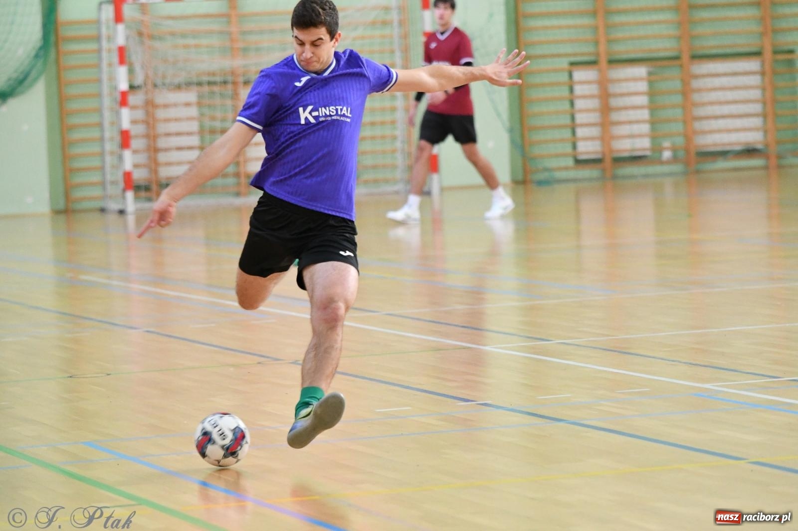 Zdjęcie w galerii na portalu naszraciborz.pl: Niedziela z futsalem [FOTO] wiadomości z regionu