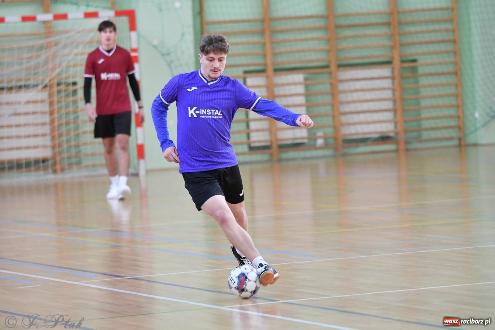 Zdjęcie w galerii na portalu naszraciborz.pl: Niedziela z futsalem [FOTO] wiadomości z regionu