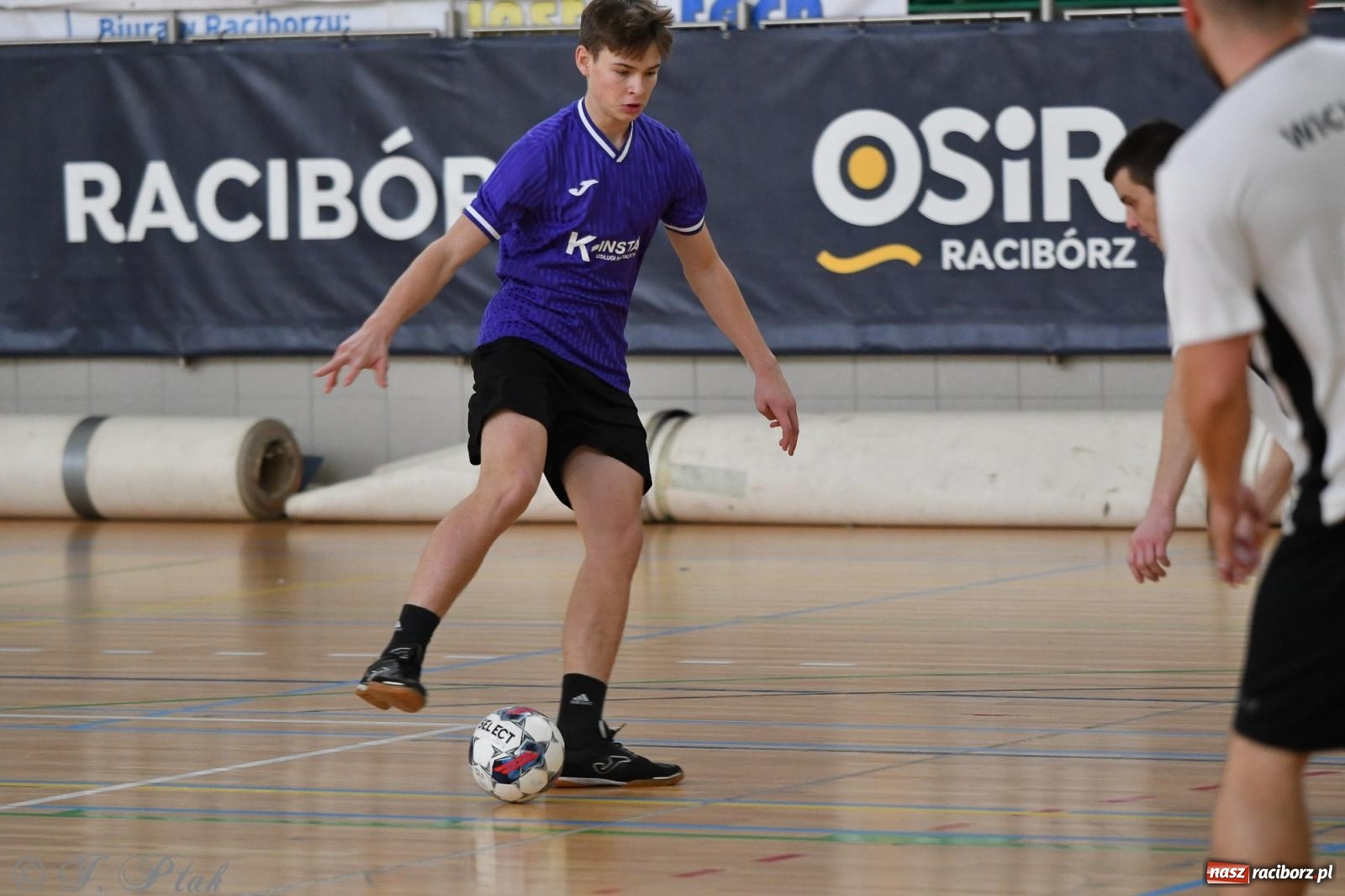 Zdjęcie w galerii na portalu naszraciborz.pl: Niedziela z futsalem [FOTO] wiadomości z regionu