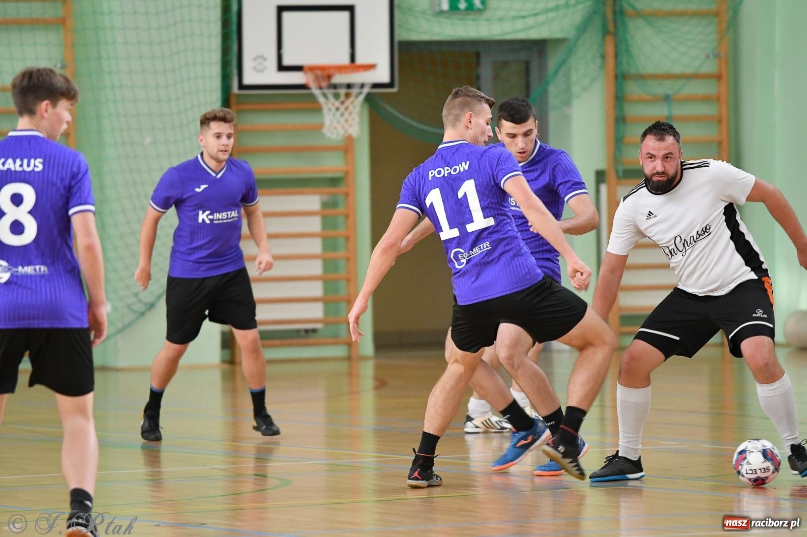 Zdjęcie w galerii na portalu naszraciborz.pl: Niedziela z futsalem [FOTO] wiadomości z regionu