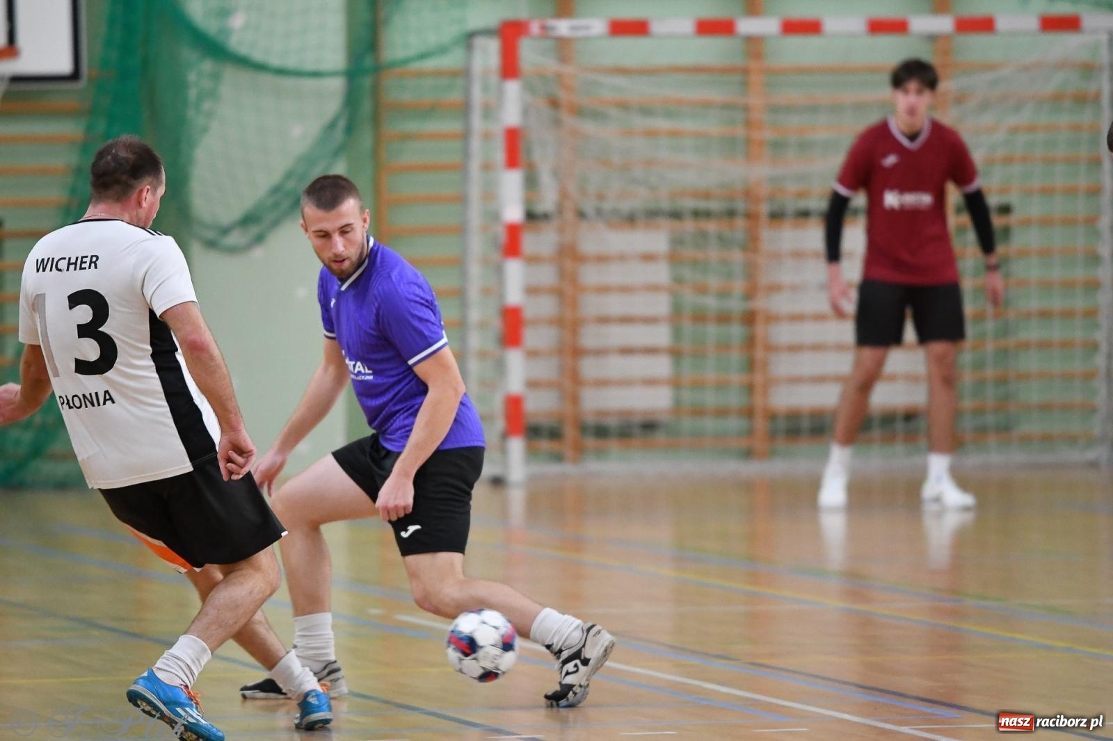 Zdjęcie w galerii na portalu naszraciborz.pl: Niedziela z futsalem [FOTO] wiadomości z regionu